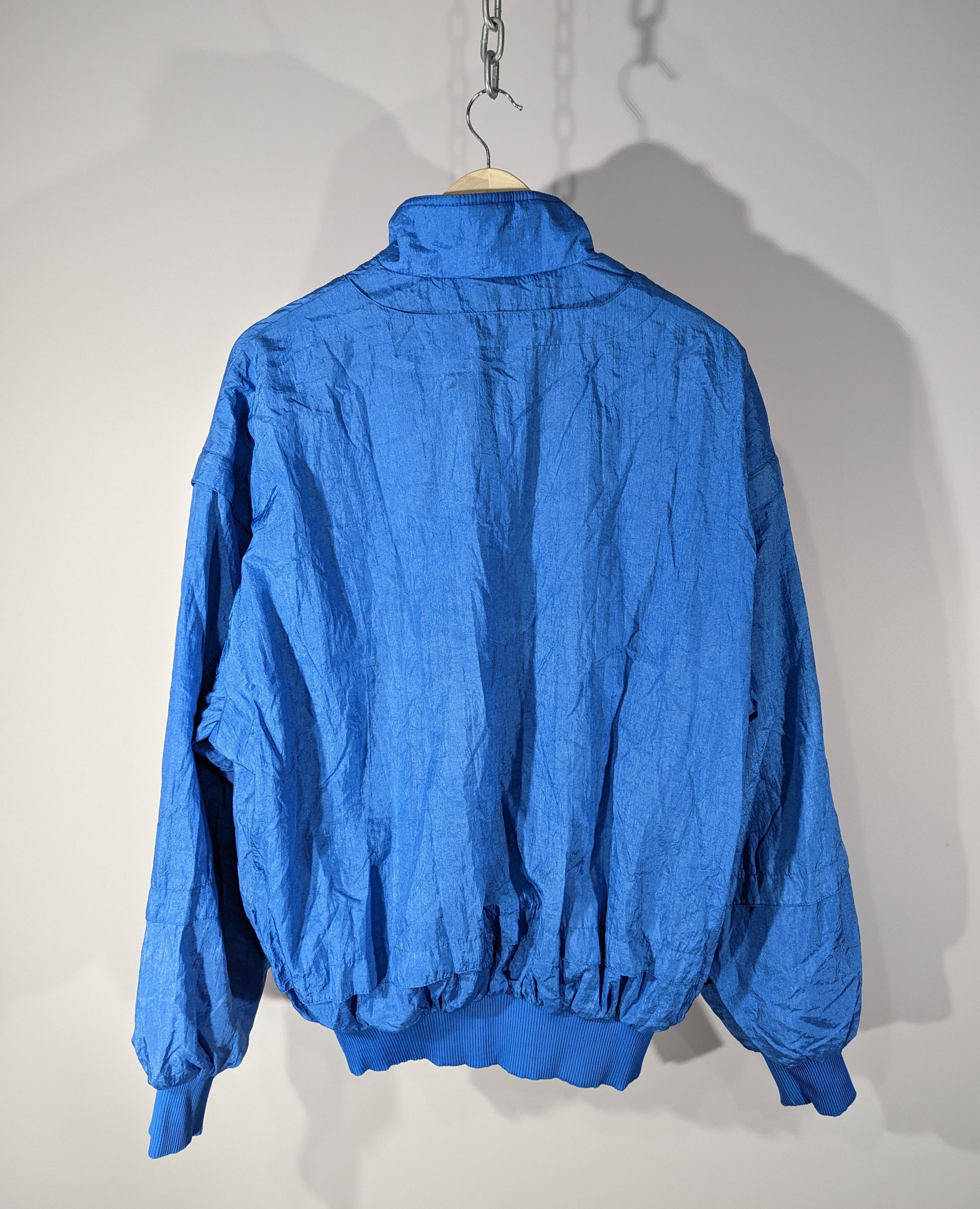 Adidas Vintage Adidas Nylon Bomber Jacket Gilet Removable Sleeves Size US M / EU 48-50 / 2 - 5 Thumbnail