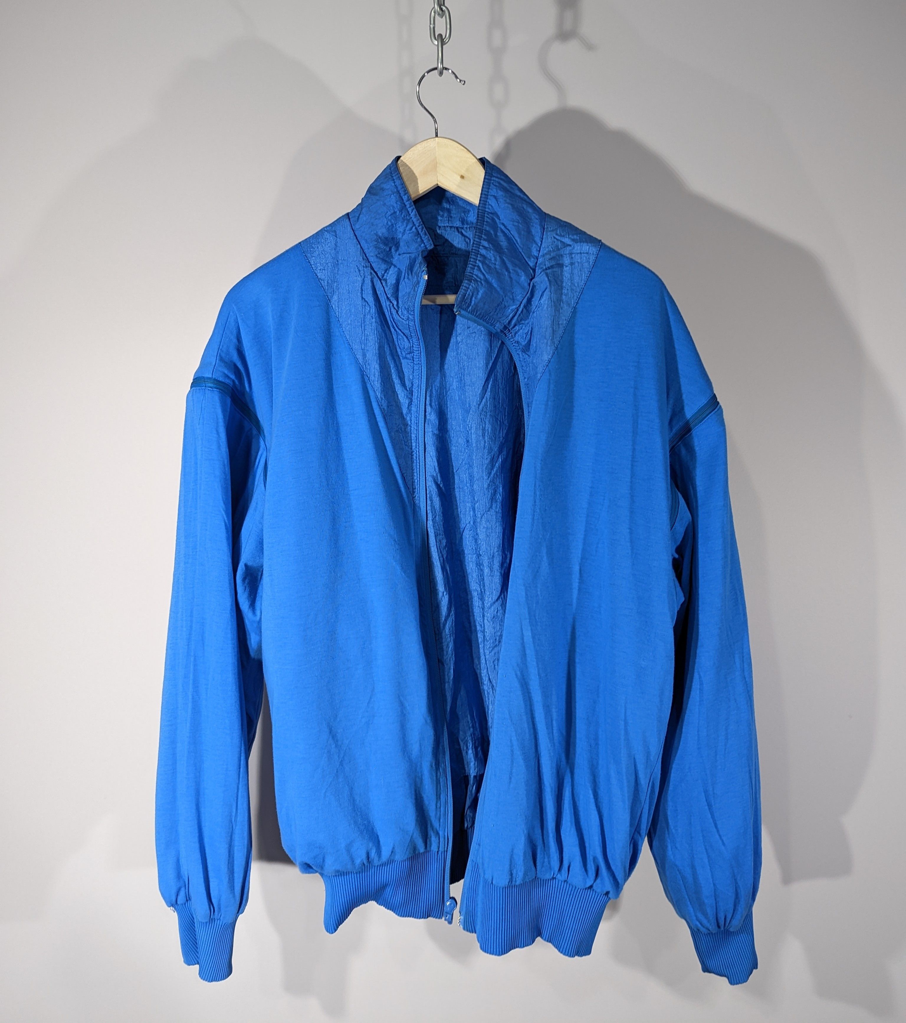 Adidas Vintage Adidas Nylon Bomber Jacket Gilet Removable Sleeves Size US M / EU 48-50 / 2 - 15 Thumbnail