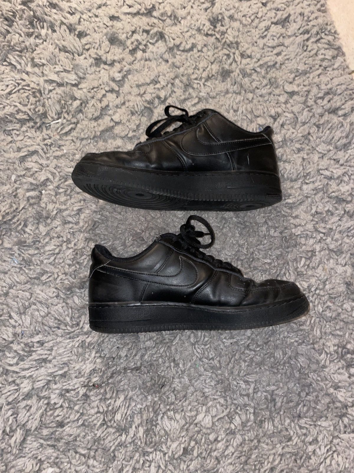 nike air force one low black