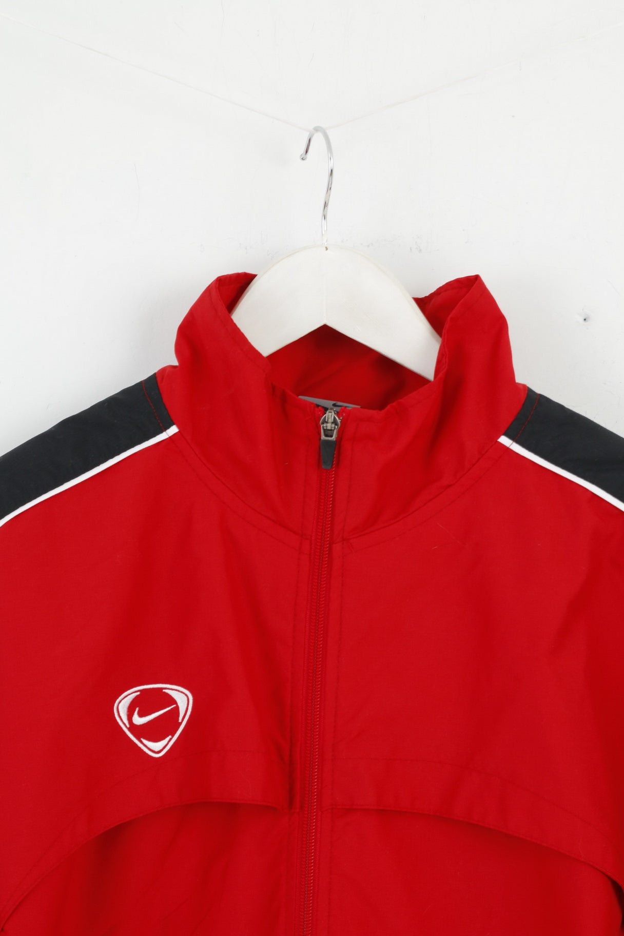 Nike Nike Mens L Jacket Red Active Full Zipper Nylon 2500 Size US L / EU 52-54 / 3 - 3 Thumbnail