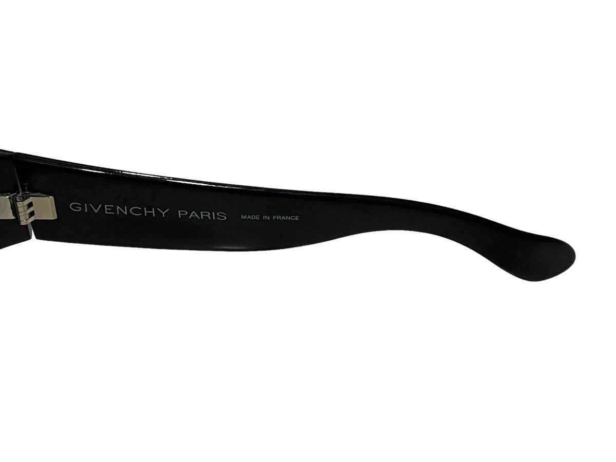 Givenchy Sunglasses Givenchy Paris Size ONE SIZE - 18 Thumbnail