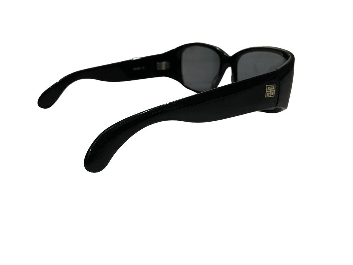 Givenchy Sunglasses Givenchy Paris Size ONE SIZE - 11 Thumbnail