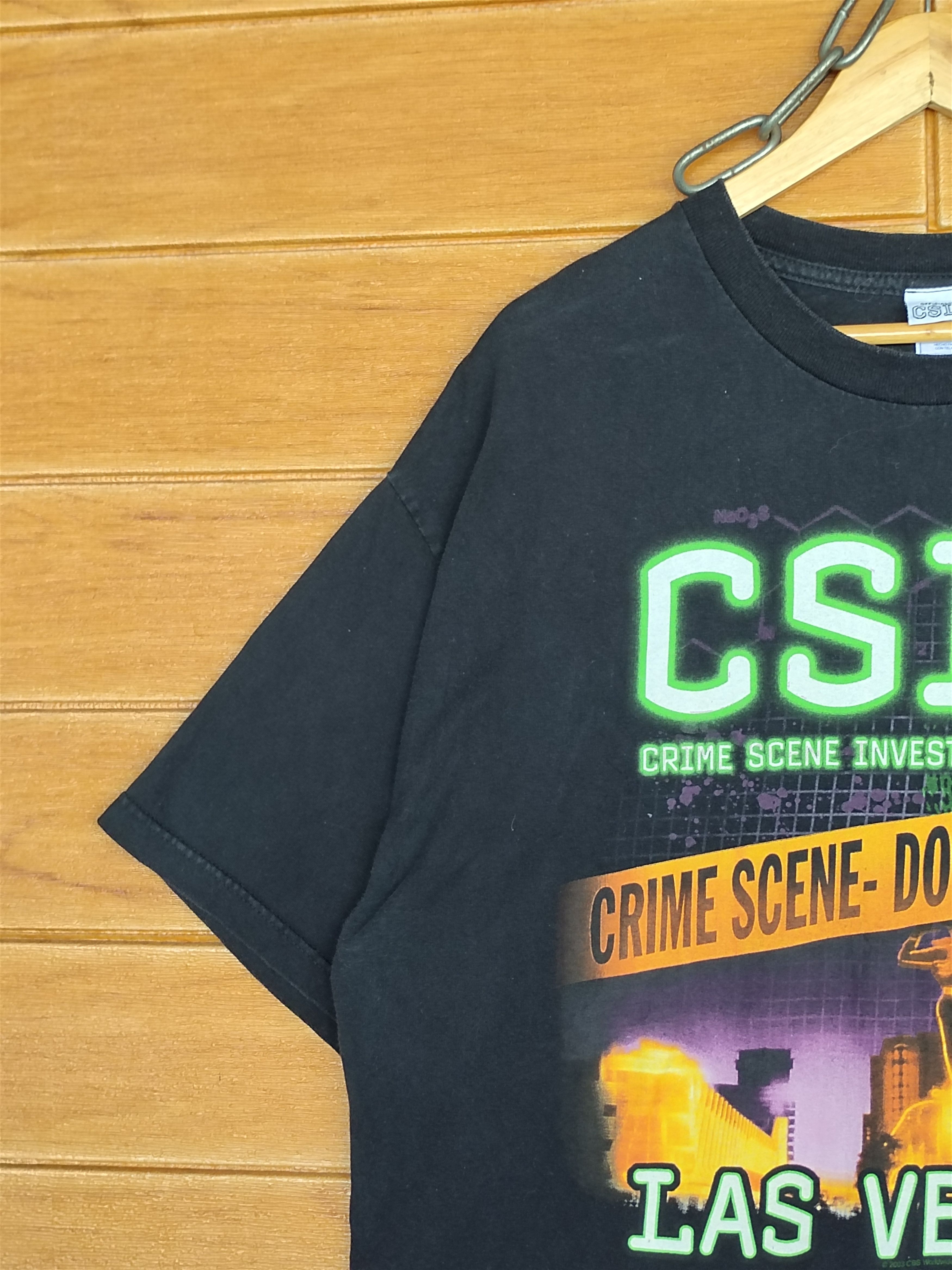 Vintage Vintage 2003 CSI: Crime Scene Investigation LA T-Shirt Size US XL / EU 56 / 4 - 6 Thumbnail