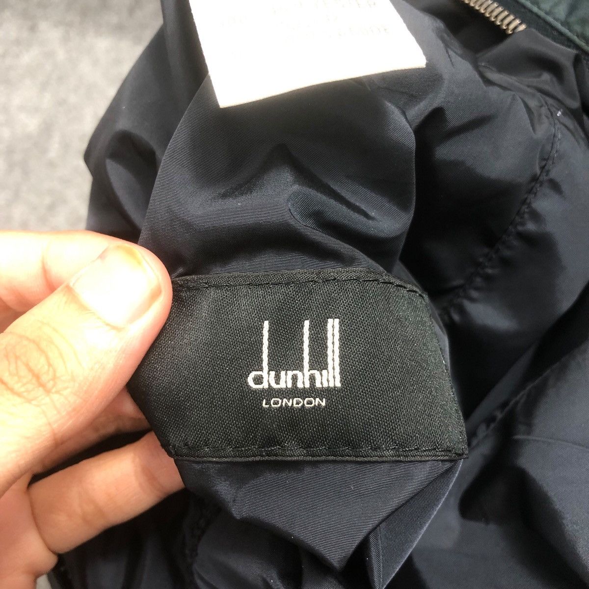 Dunhill Eau De Toilette For Men – Perfume Gallery