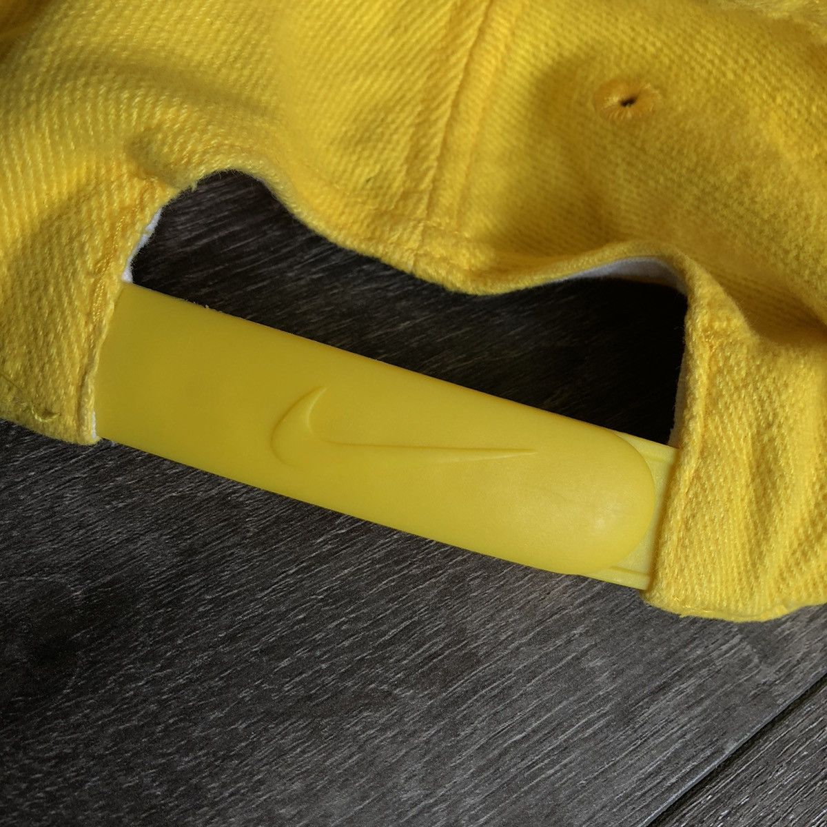 Nike Vintage 2000s Nike Swoosh Basic Logo Baseball Cap Hat Yellow Size ONE SIZE - 5 Thumbnail