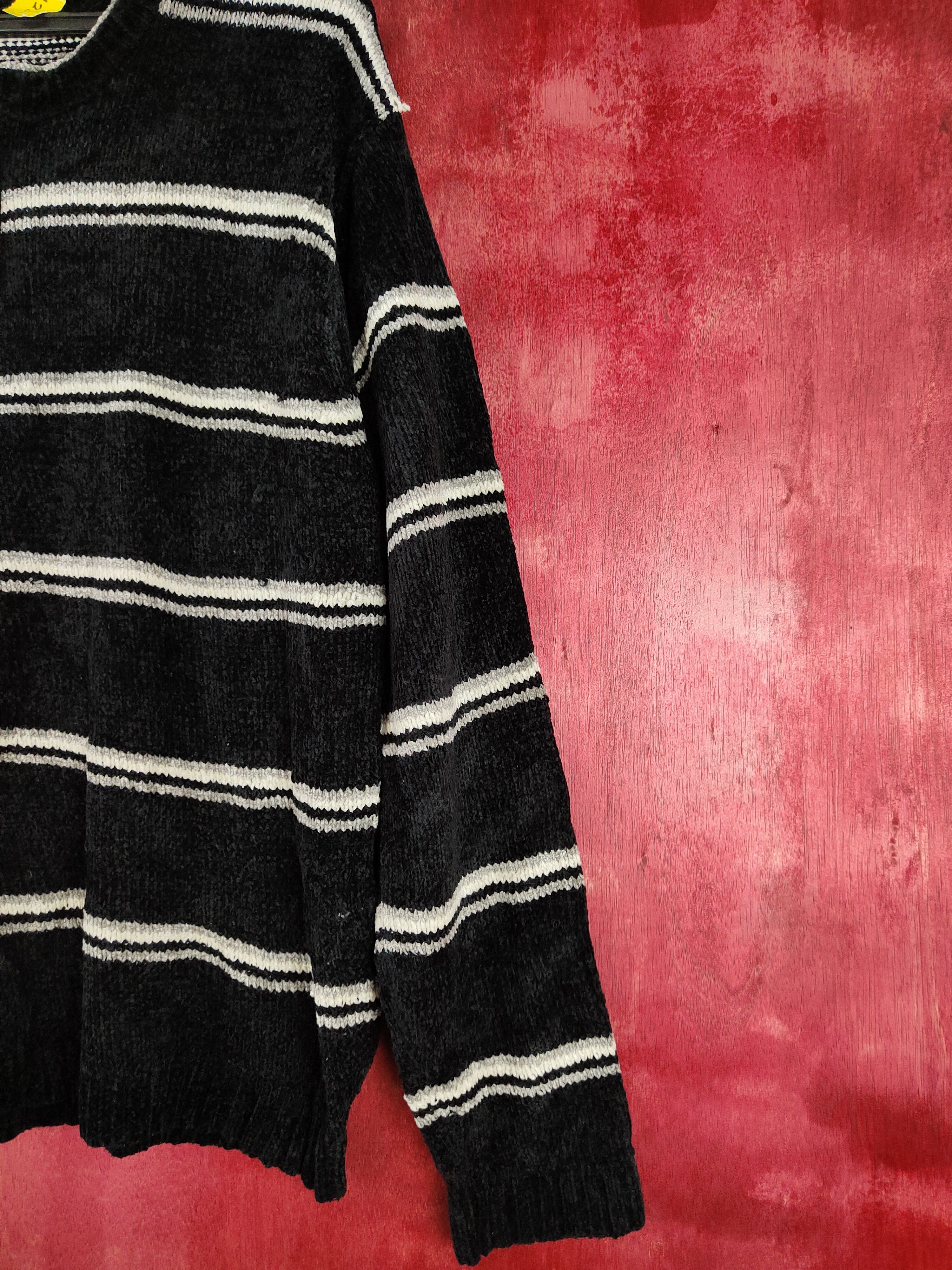 Japanese Brand Thruxton Black stripe sweatshirt Knitwear #S329 Size US M / EU 48-50 / 2 - 4 Thumbnail