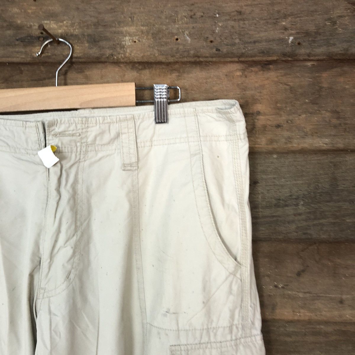 Japanese Brand Uniqlo White dirty multi pocket tactical Cargo Pants #4614 Size US 33 - 5 Thumbnail