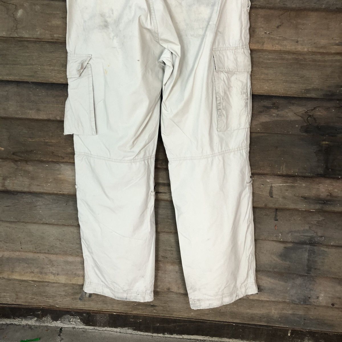 Japanese Brand Uniqlo White dirty multi pocket tactical Cargo Pants #4614 Size US 33 - 13 Thumbnail