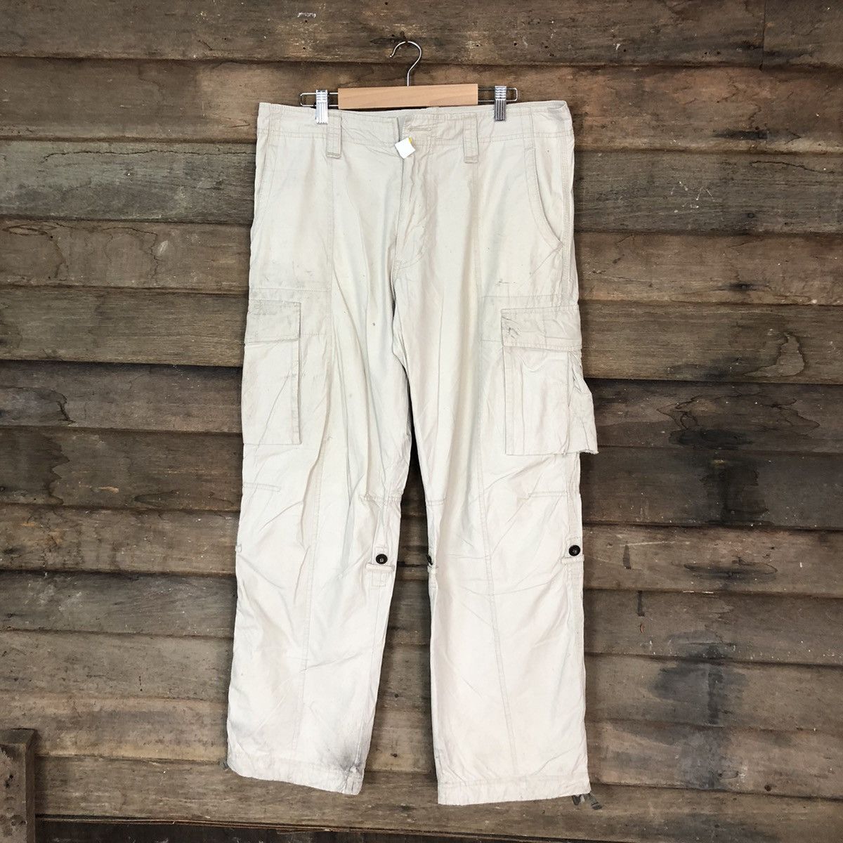 Japanese Brand Uniqlo White dirty multi pocket tactical Cargo Pants #4614 Size US 33 - 1 Thumbnail