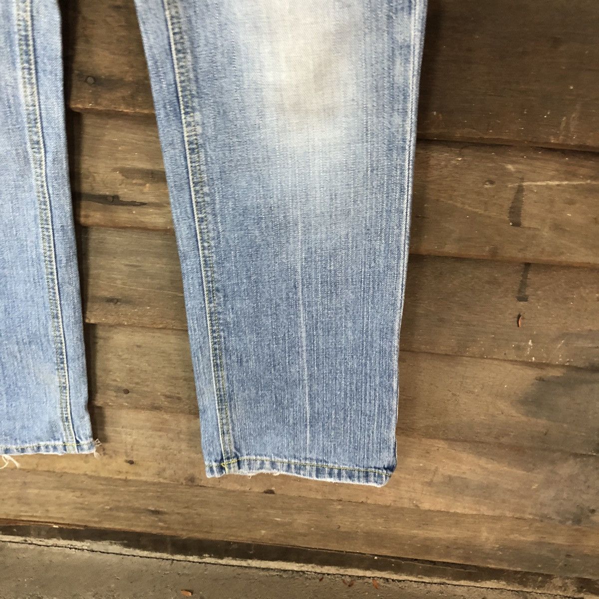 Vintage FR Blue distressed Denim Pants #4608 Size US 29 - 7 Thumbnail