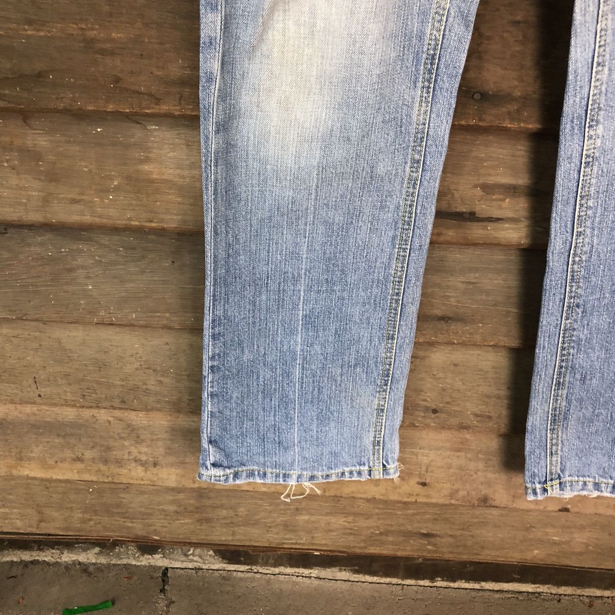 Vintage FR Blue distressed Denim Pants #4608 Size US 29 - 6 Thumbnail