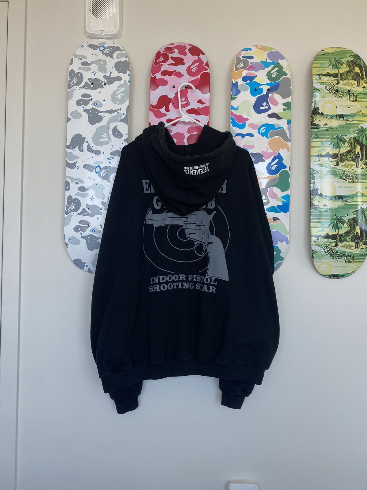 トップス vetements gun club zip hoodie Vetements Vetements Eleven Inch Gun Club Zip Hoodie | Grailed