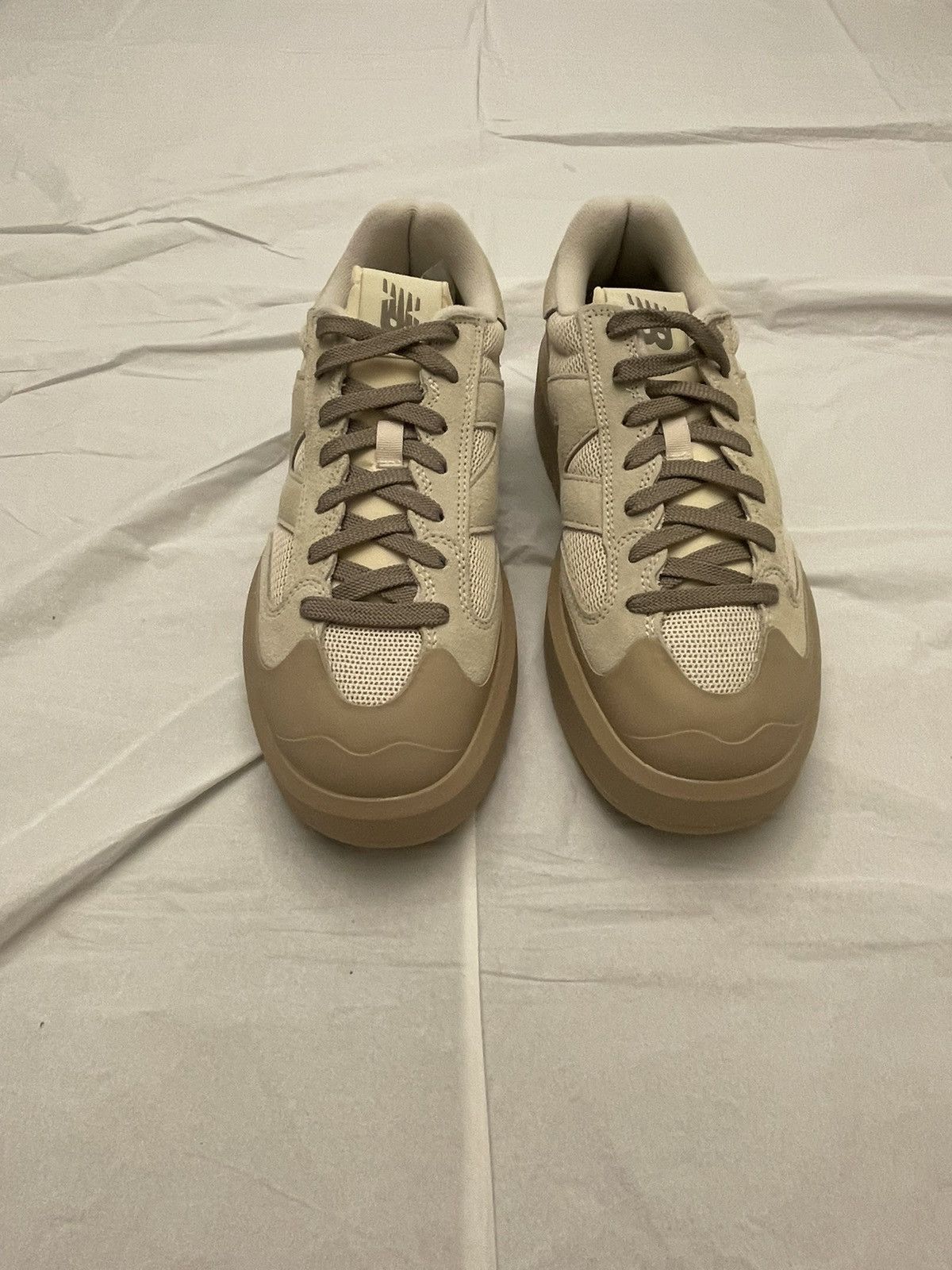 New Balance New Balance Ct302 Size US 9.5 / EU 42-43 - 3 Thumbnail