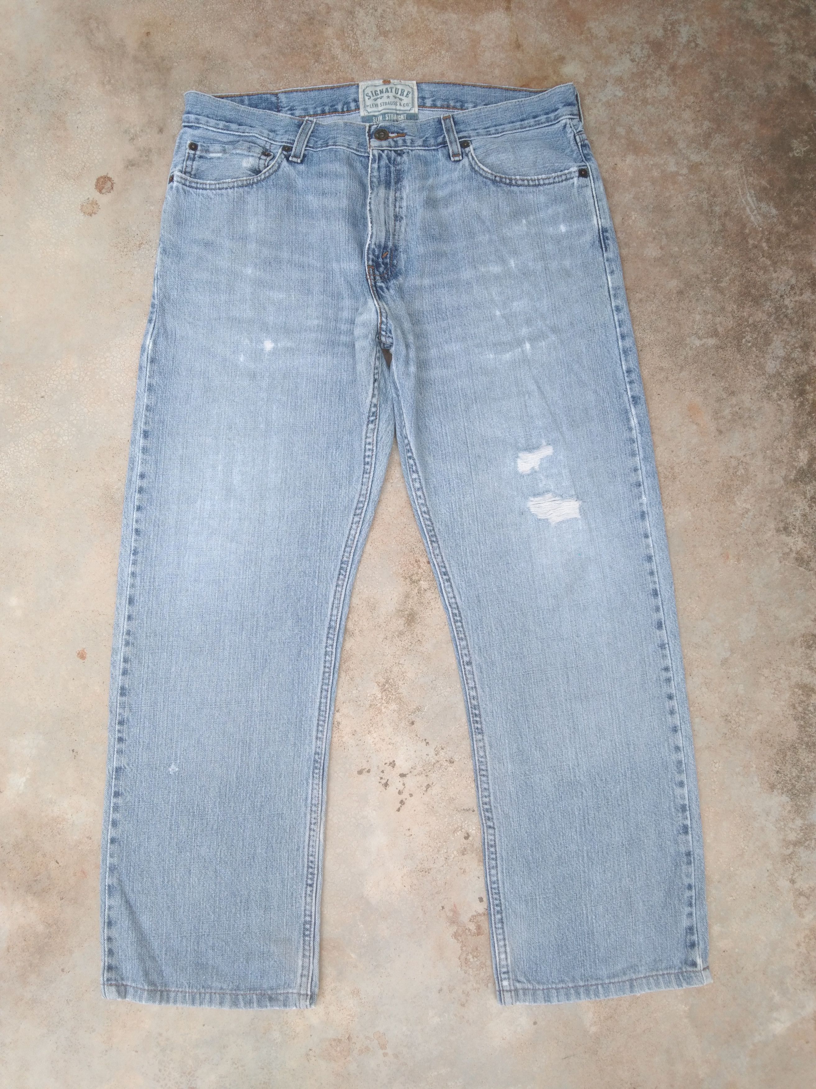 Levi's Vintage Levi's Signature Straight Leg Distressed Jeans 36x29 Size US 36 / EU 52 - 1 Thumbnail