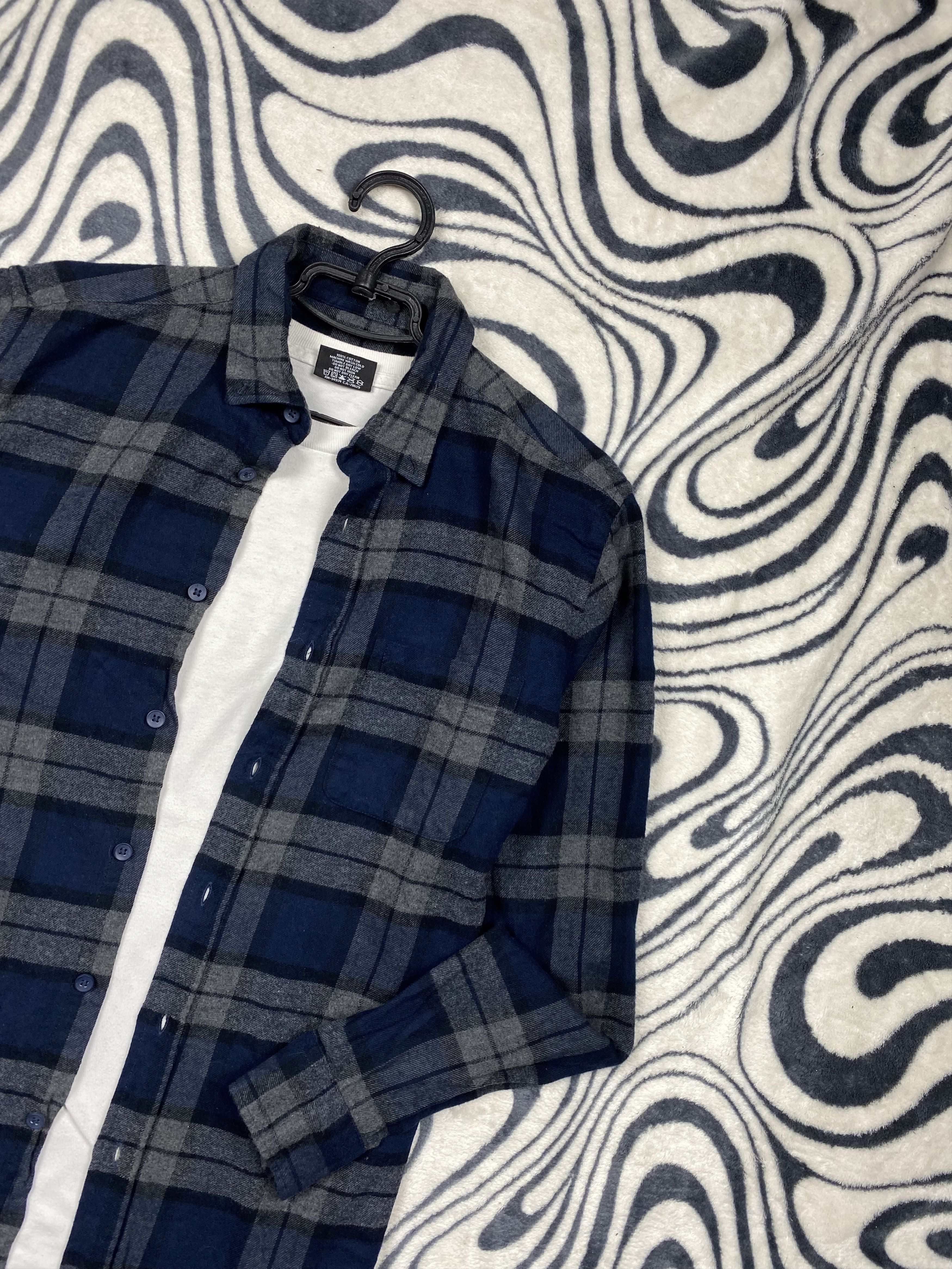Flannel × Vintage Flannel Mens Plaid Shirt Travis style Size US S / EU 44-46 / 1 - 2 Thumbnail