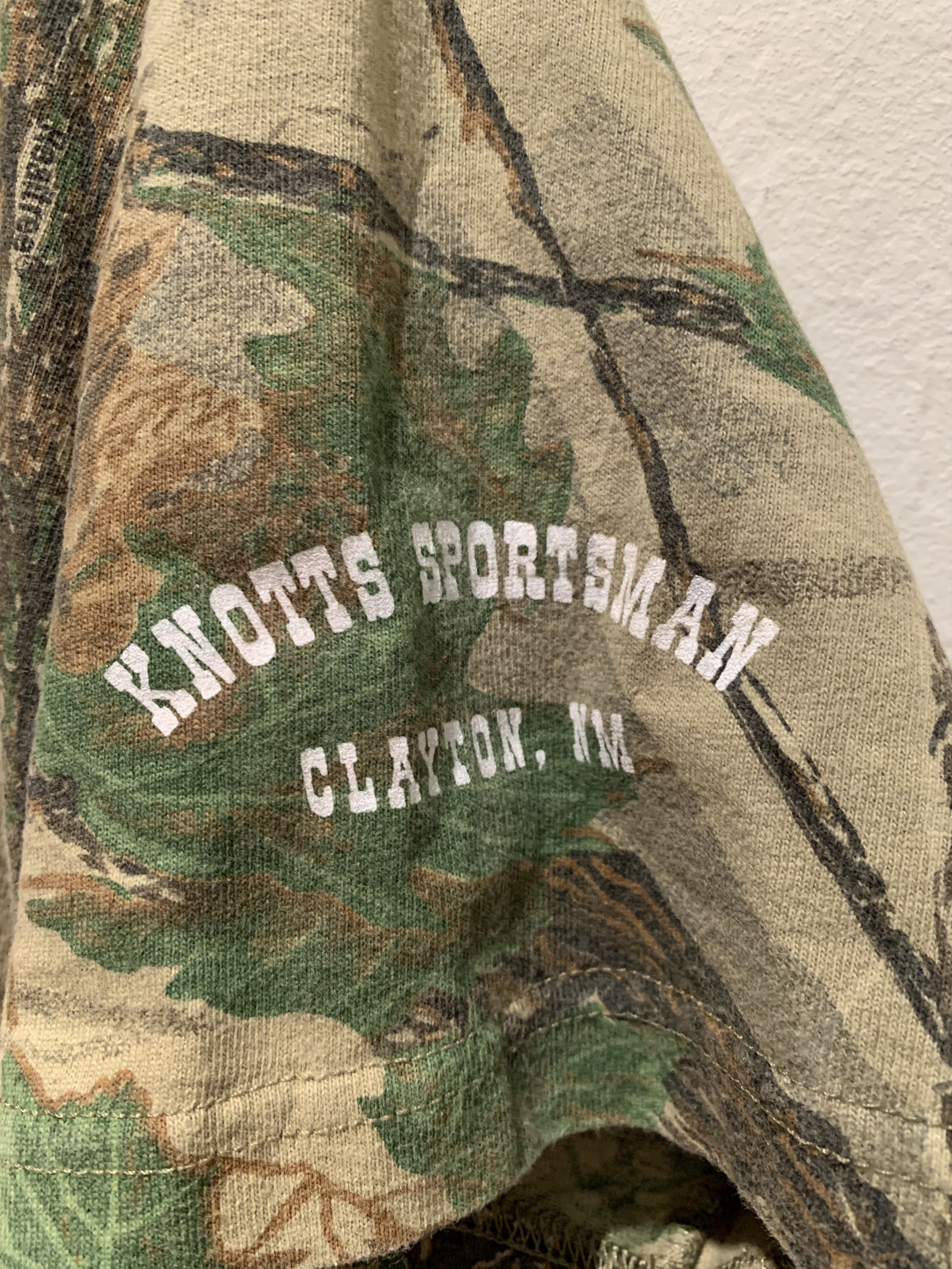 Vintage *RARE* Vintage Elk RealTree Camo USA-Made New Mexico T-Shirt Size US L / EU 52-54 / 3 - 3 Thumbnail