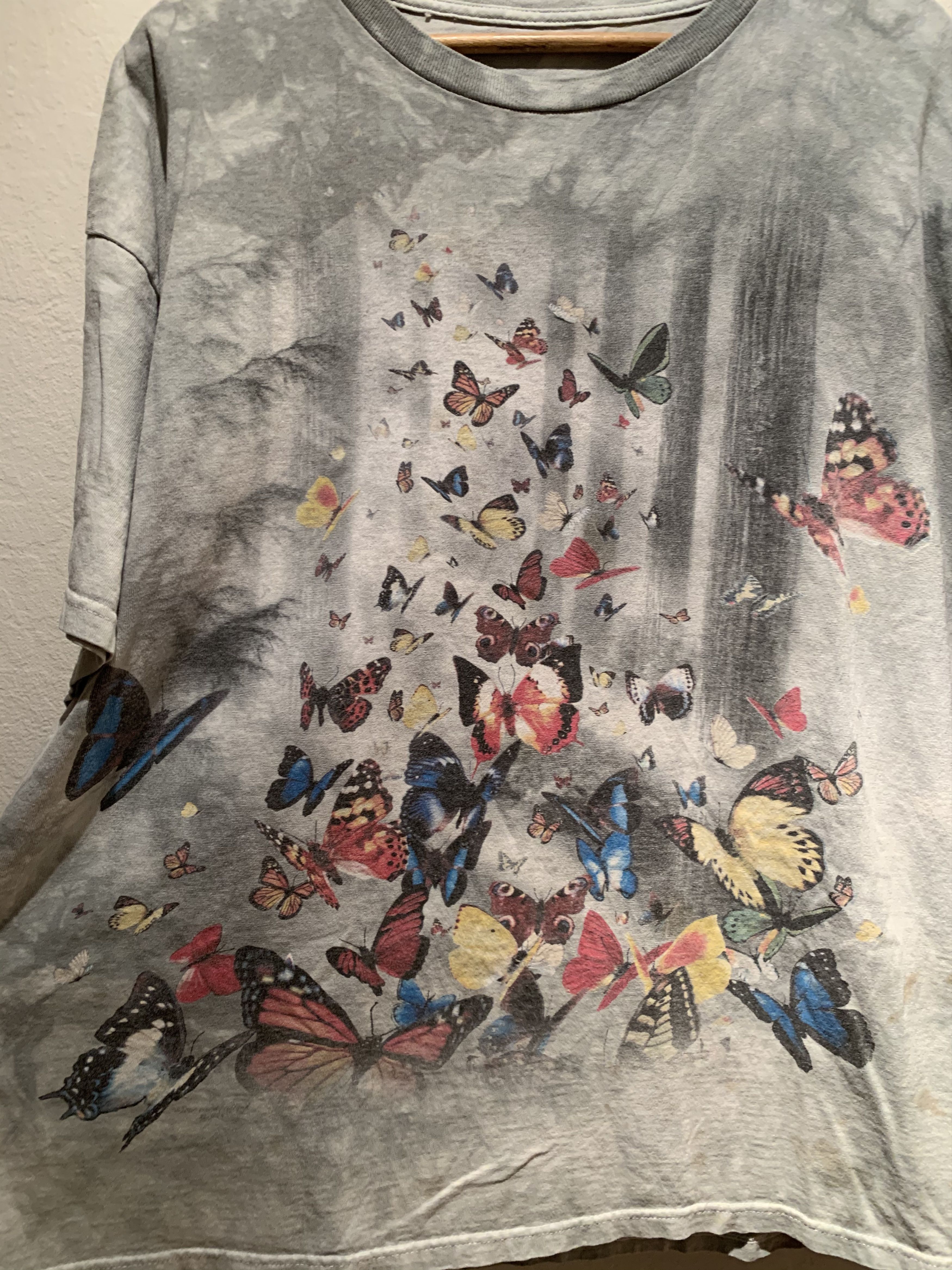 Vintage *RARE* Vintage 2004 Forest Butterfly Tie-Dye T-Shirt XL/2XL Size US XXL / EU 58 / 5 - 3 Thumbnail