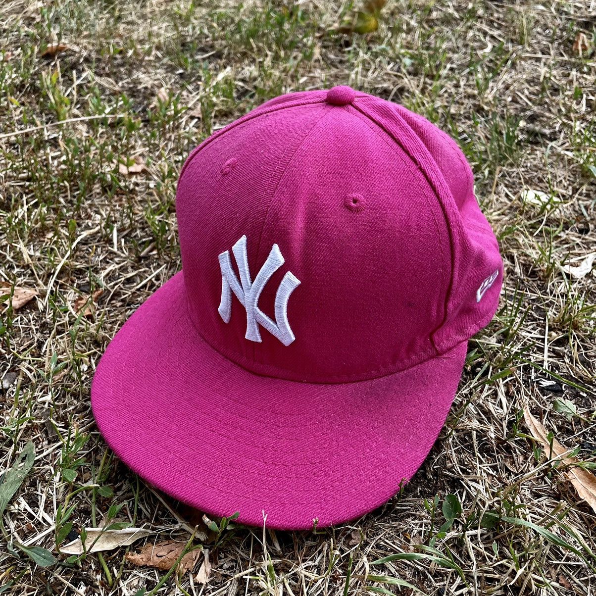 Vintage Vintage 90s New York Yankees Pink Snapback Hat Streetwear OS Size ONE SIZE - 2 Thumbnail