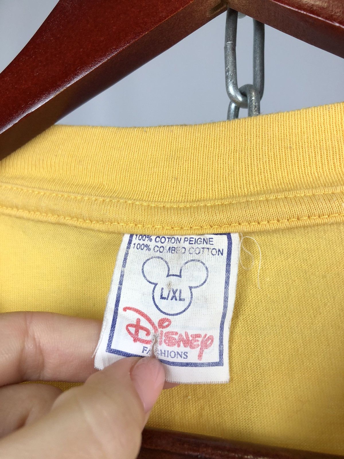 Disney Disney vintage cult movie comics tee Size US L / EU 52-54 / 3 - 3 Thumbnail