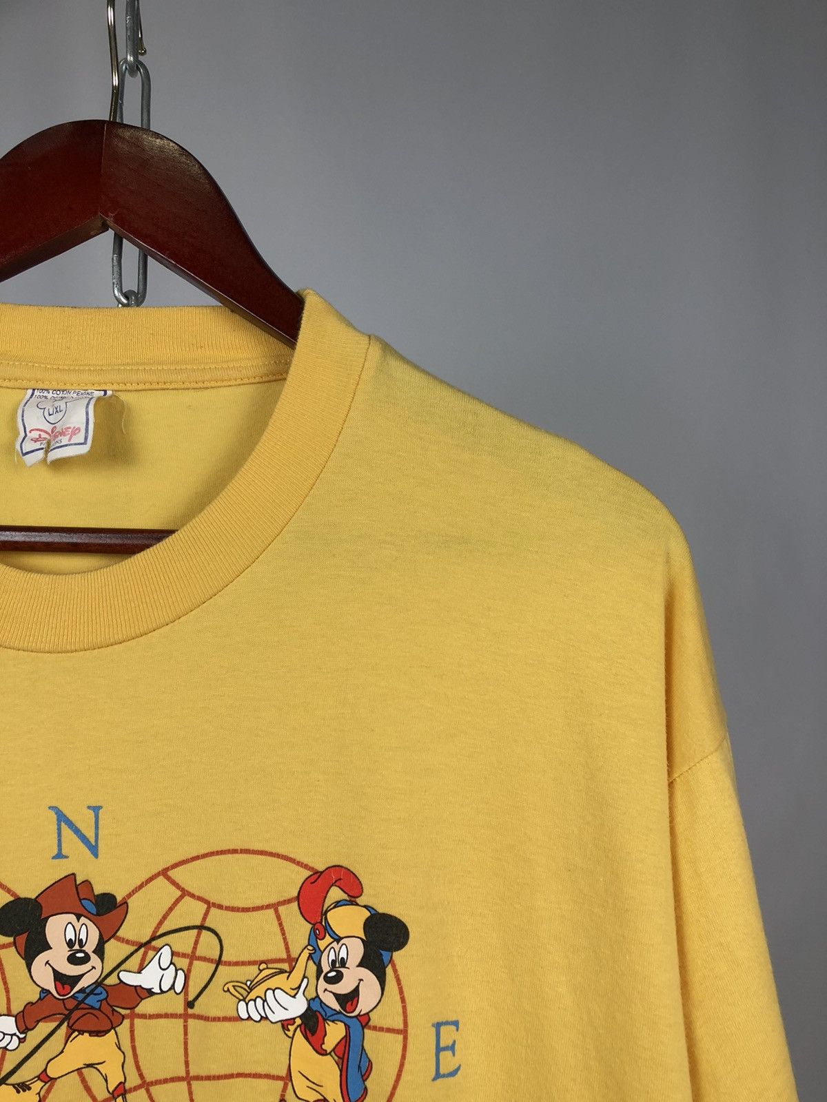 Disney Disney vintage cult movie comics tee Size US L / EU 52-54 / 3 - 2 Thumbnail