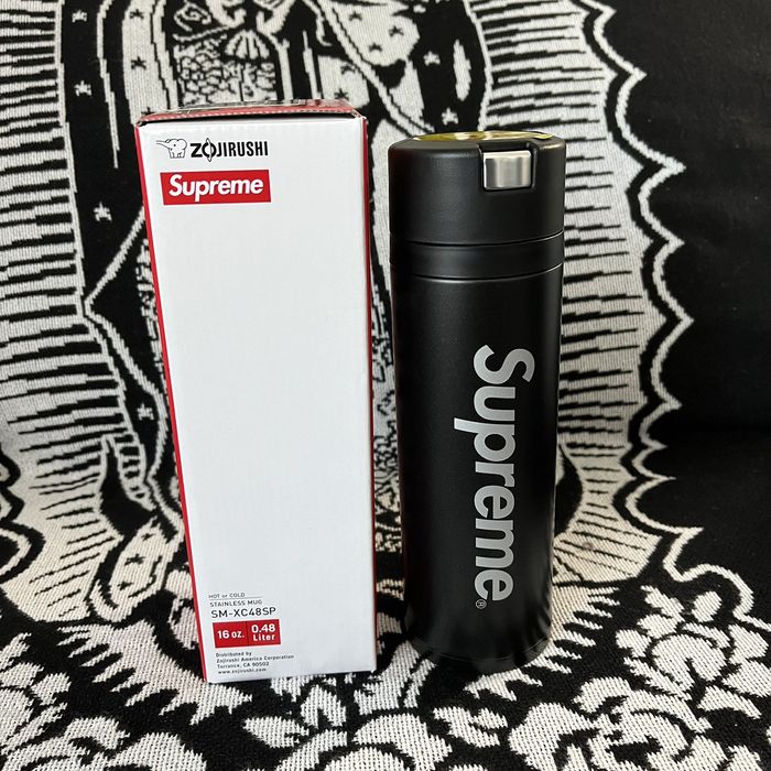 Supreme FW17 Supreme Zojirushi Stainless Steel Mug Black Box Logo