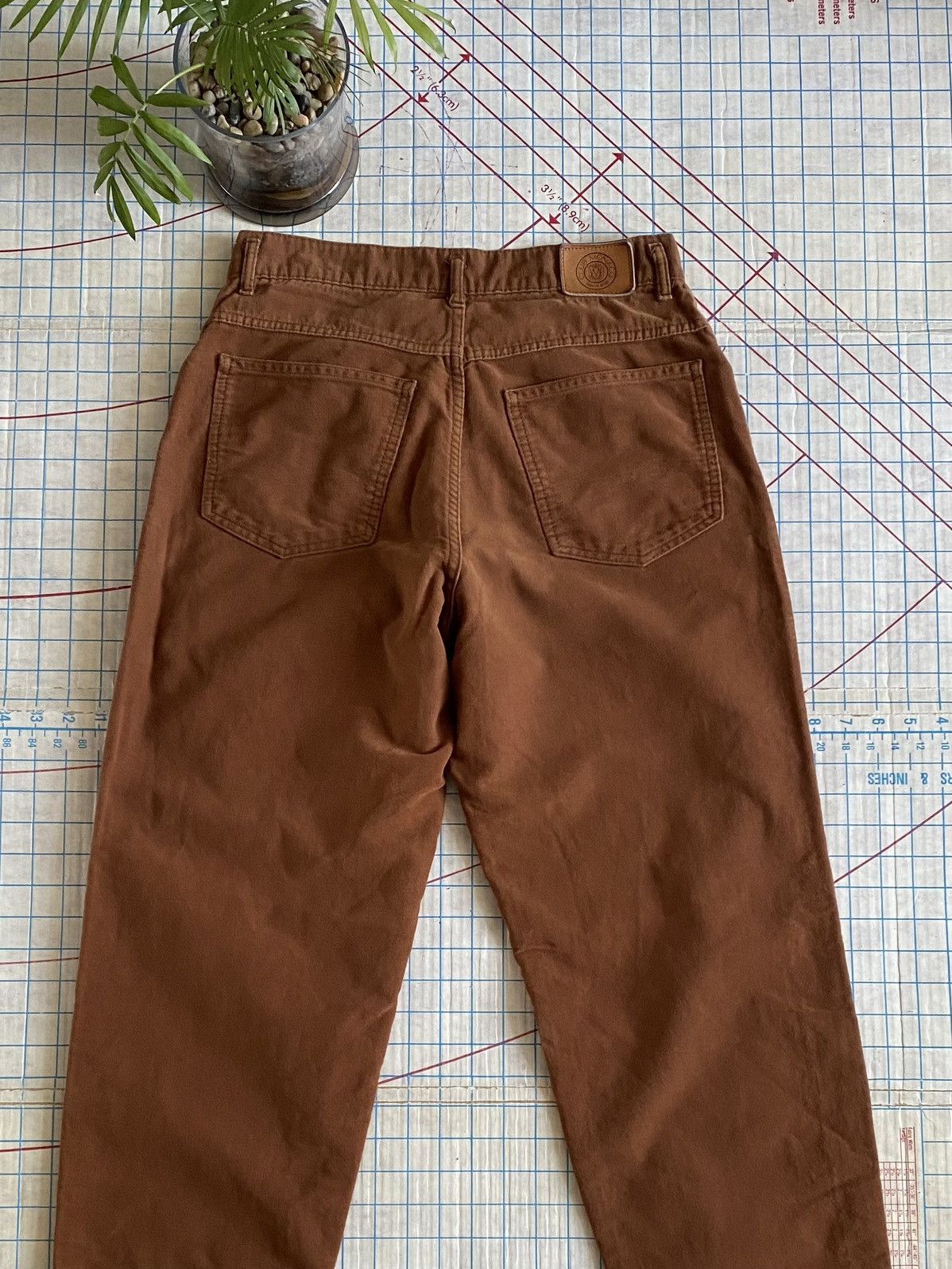 Club Monaco × Vintage Vintage Club Monaco Soft Cotton Brown Casual Pants Fits 30 Size US 30 / EU 46 - 11 Thumbnail