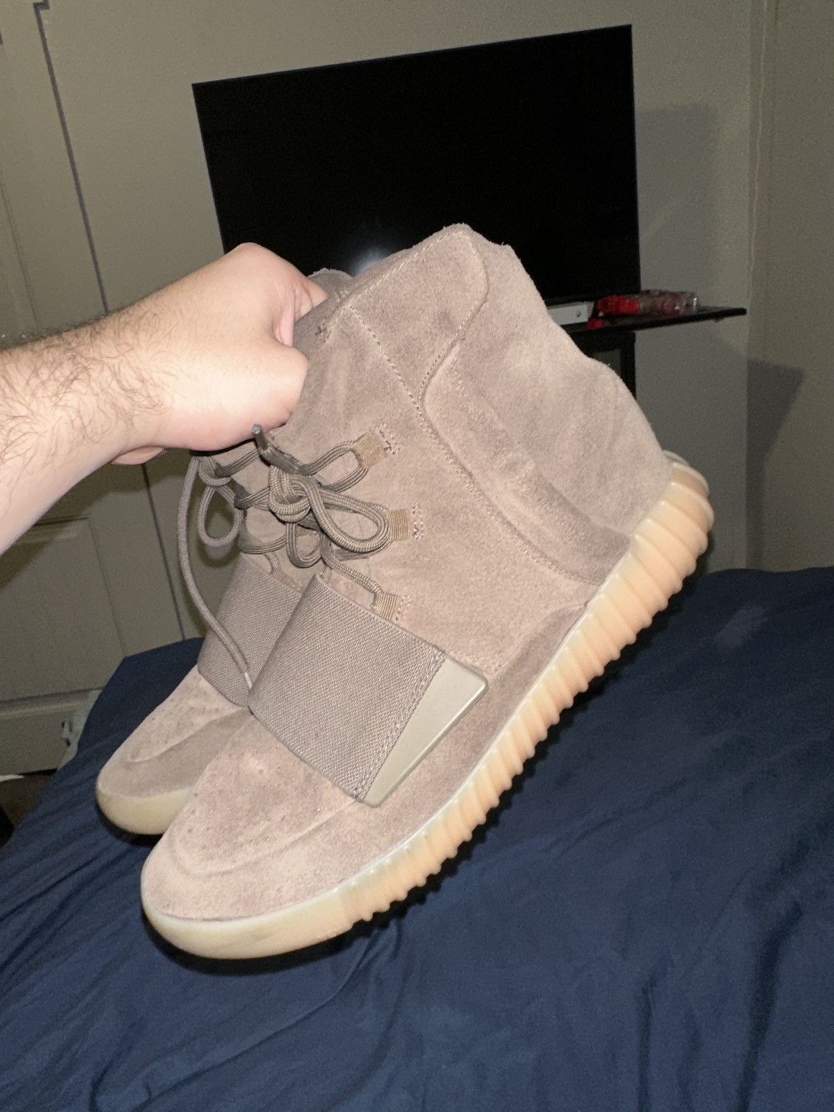 adidas yeezy braun