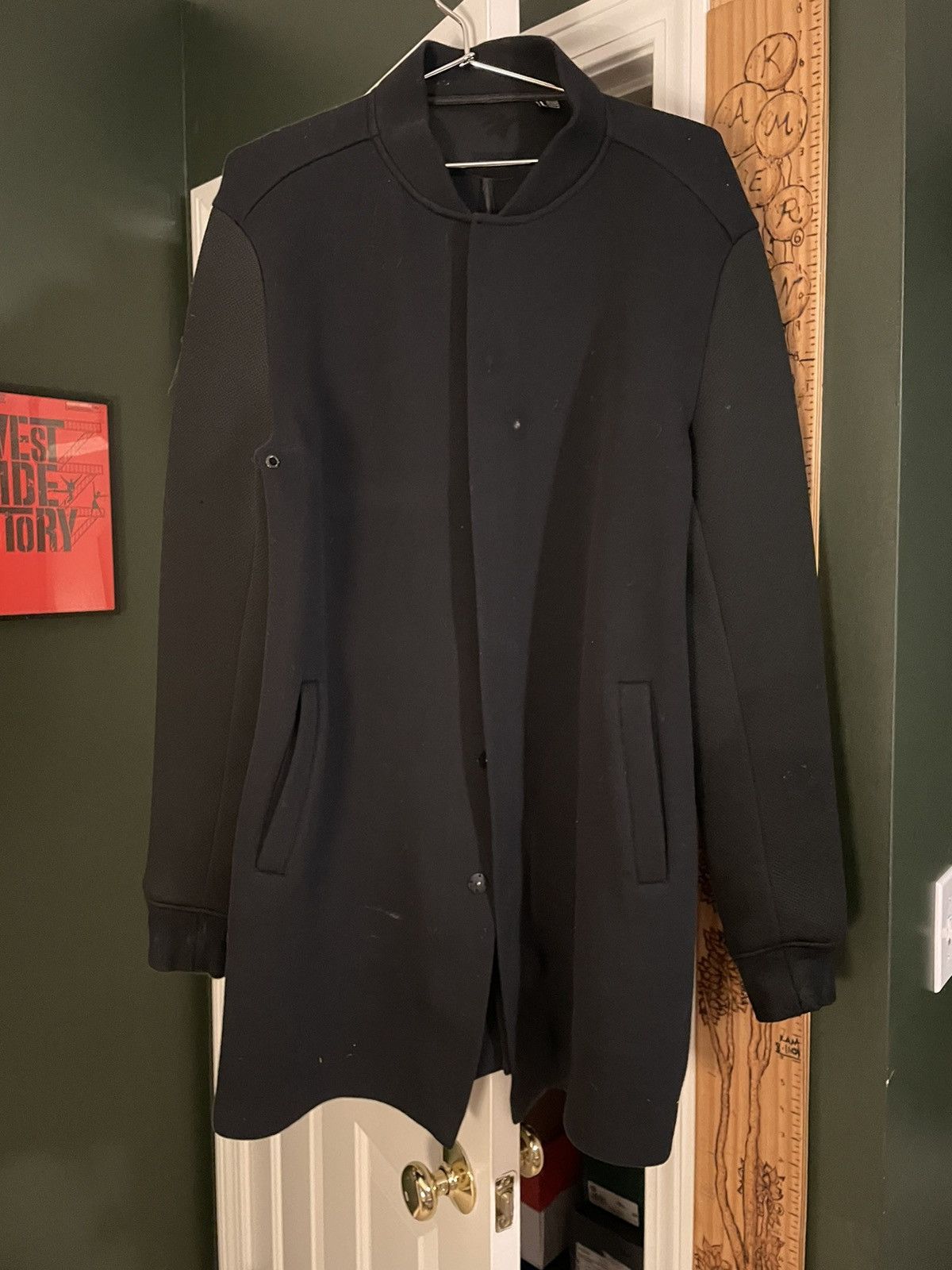 Elongated scuba bomber season 1