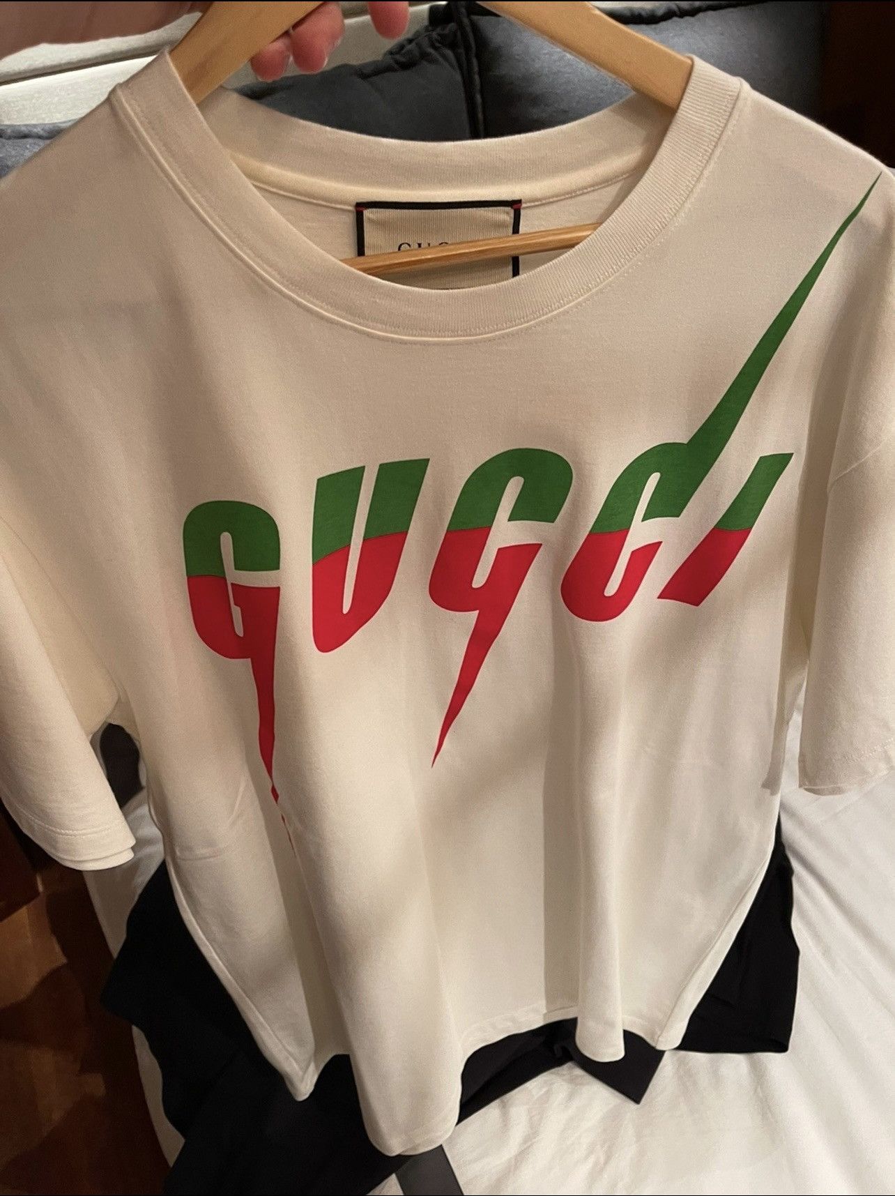 Gucci Gucci red and green tshirt Grailed