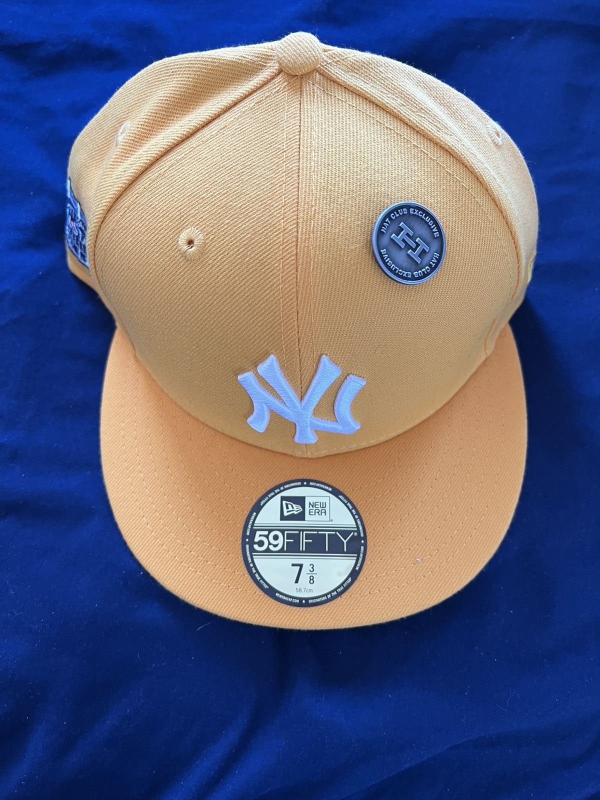 Hat Club × New Era Pink bottom Hat club x New Era Yankee Size ONE SIZE - 1 Thumbnail
