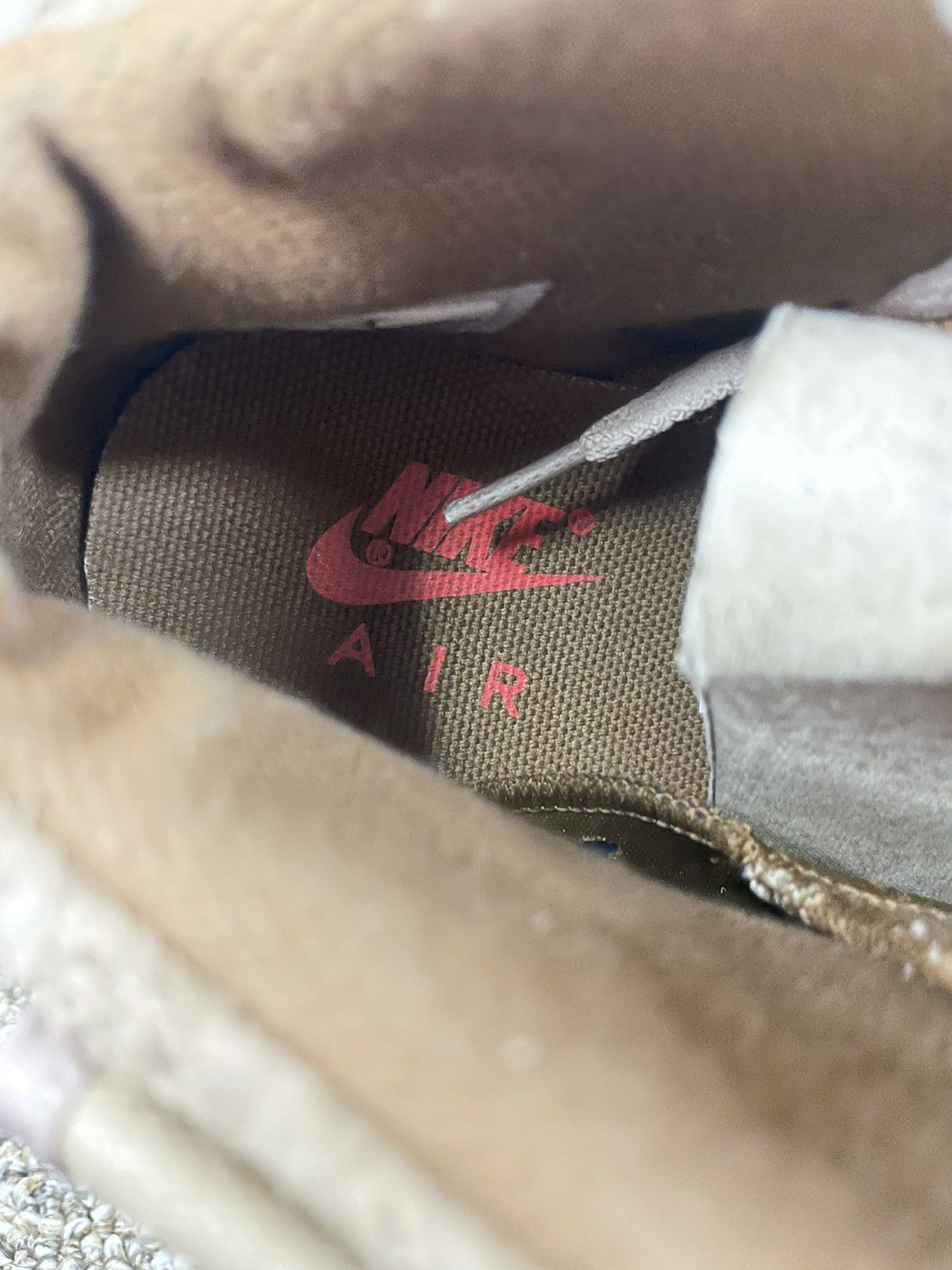 Jordan Brand Air Jordan 6 Retro Travis Scott Khaki Size US 9 / EU 42 - 14 Thumbnail