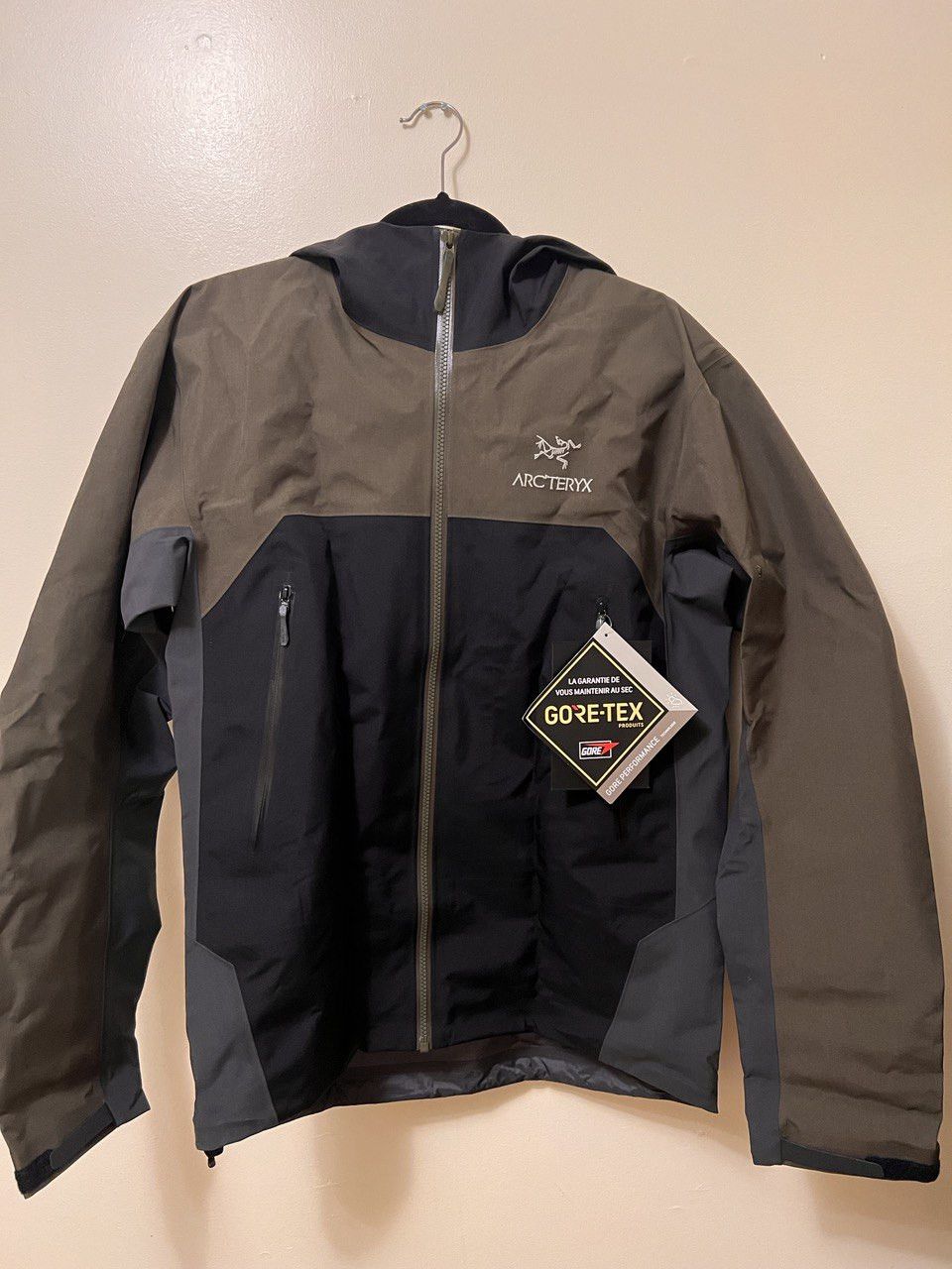 Arc'teryx Arcteryx Beta Jacket Recut No. 9 | Grailed