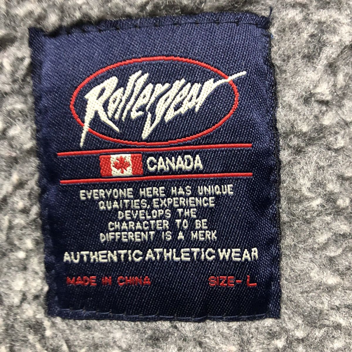 Other ROLLERGEAR CANADA AUTHENTIC ATHLENTIC WEAR Size US M / EU 48-50 / 2 - 8 Thumbnail