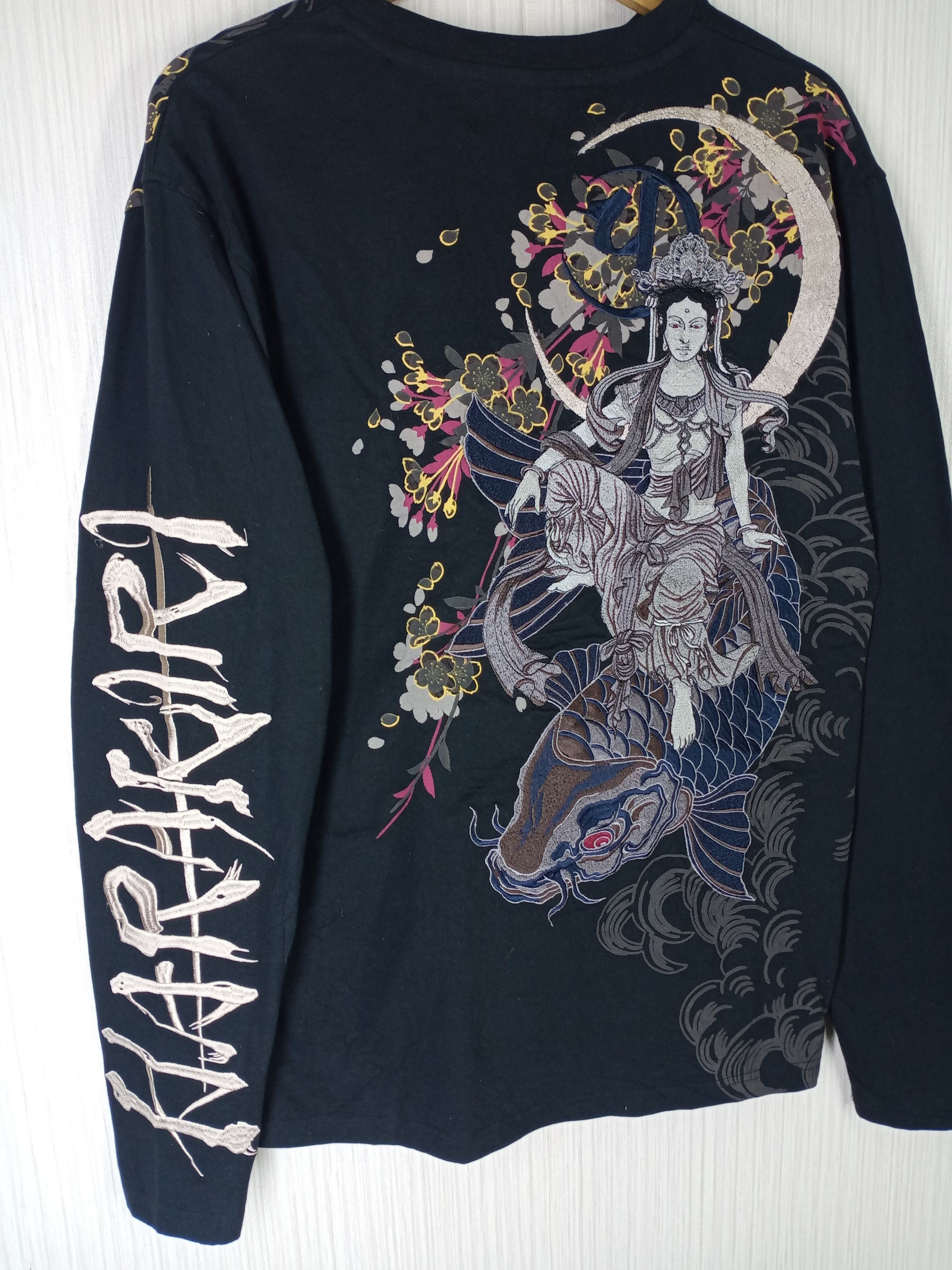 Japanese Brand RARE HARAKIRI OVERPRINT EMBROIDERED LOGO TSHIRT Size US L / EU 52-54 / 3 - 3 Thumbnail