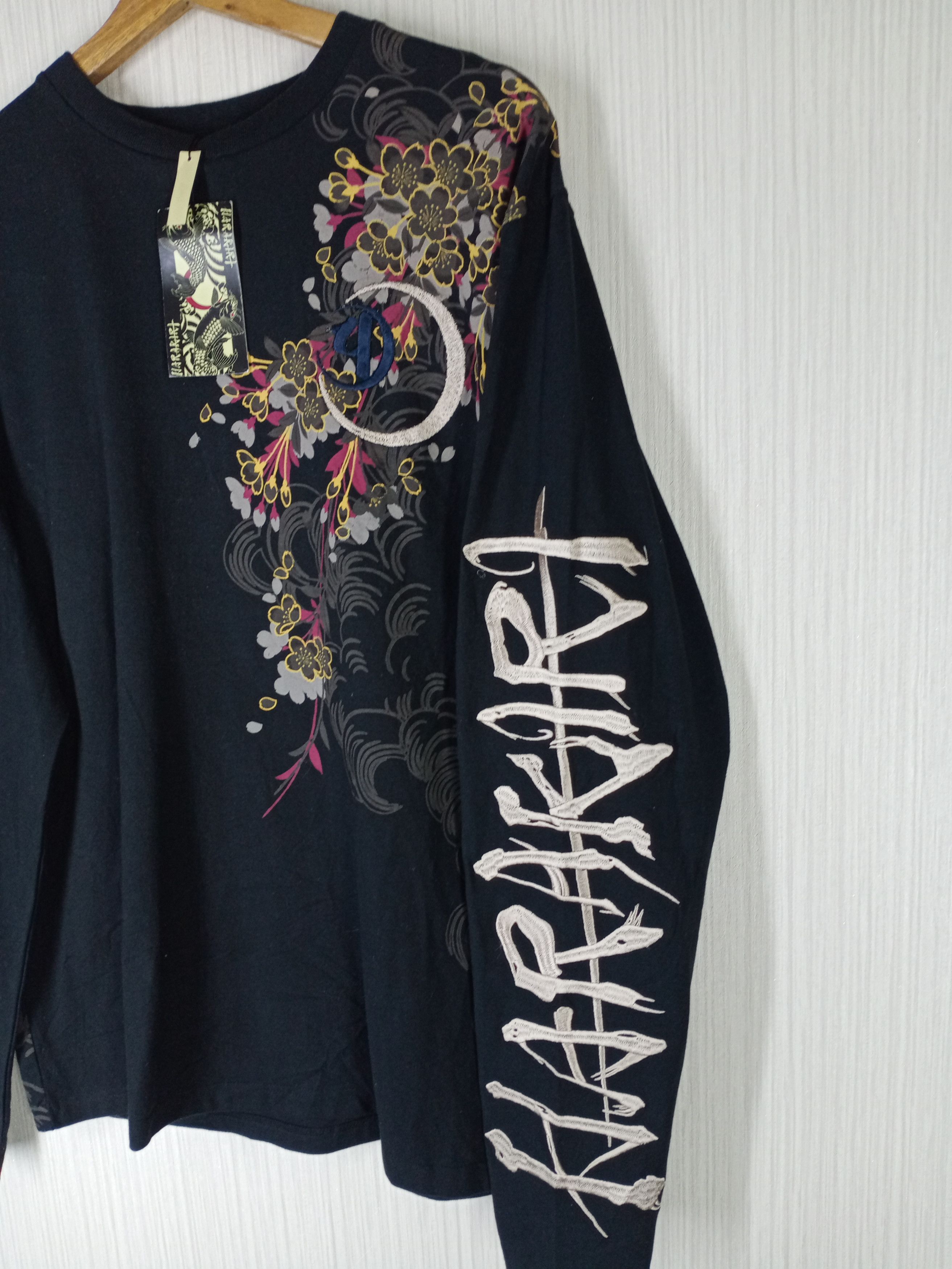 Japanese Brand RARE HARAKIRI OVERPRINT EMBROIDERED LOGO TSHIRT Size US L / EU 52-54 / 3 - 5 Thumbnail