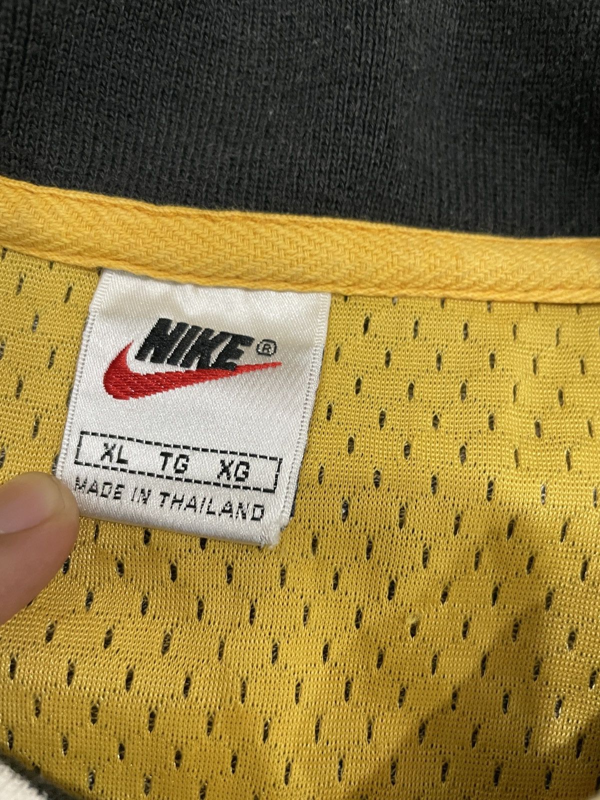 Nike Vintage Nike Mesh Jersey Big Logo Y2K Hip hop button down Size US XL / EU 56 / 4 - 8 Thumbnail