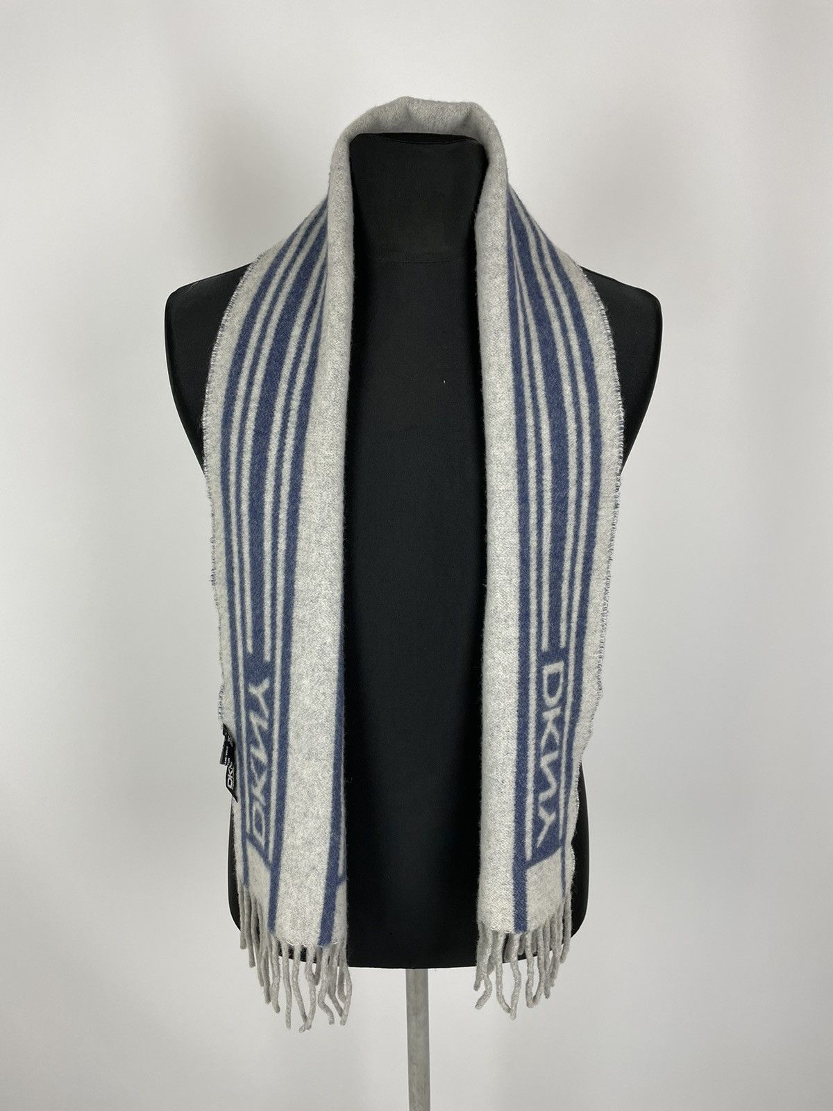 DKNY DKNY Wool Stripe Scarf Size ONE SIZE - 1 Thumbnail