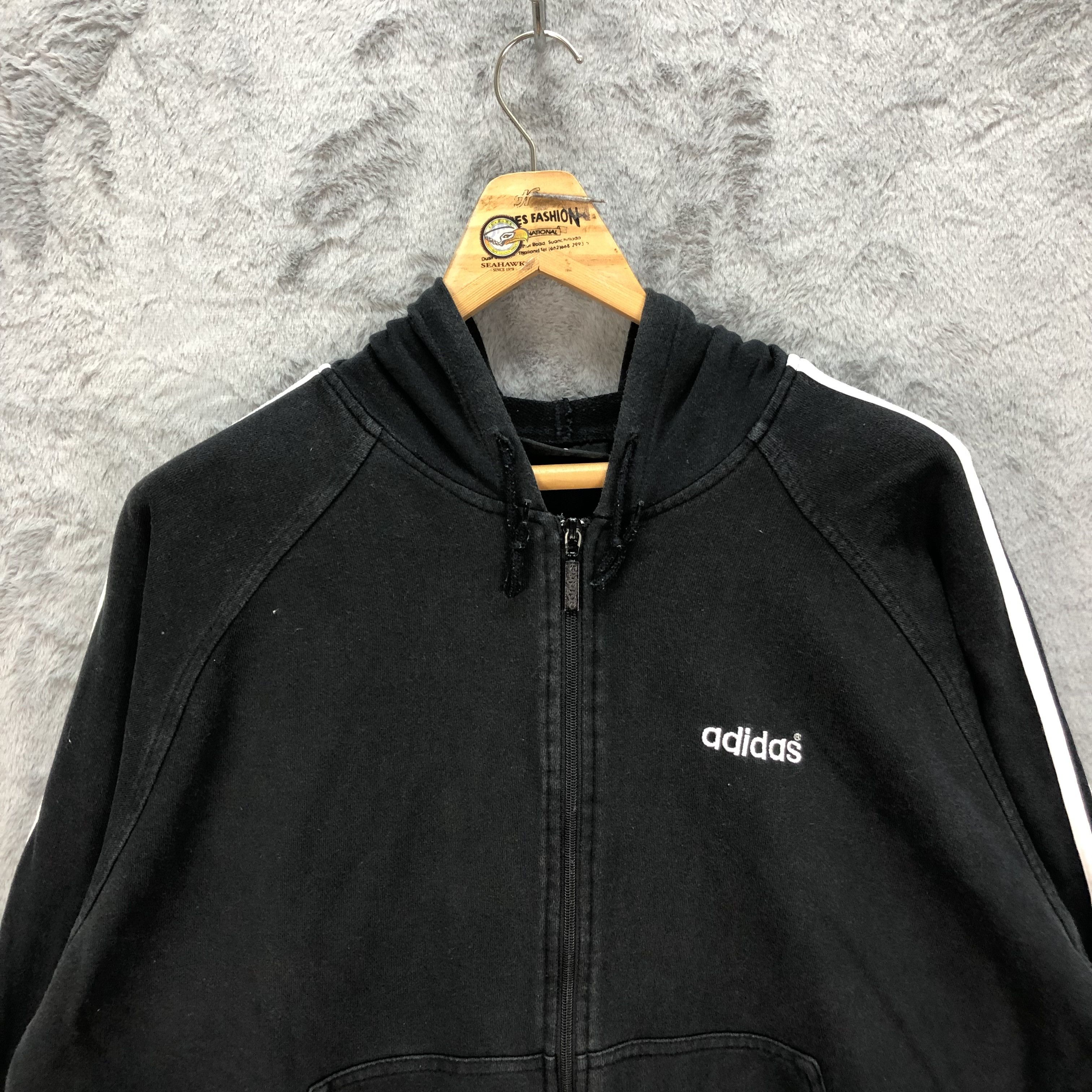 Adidas Vintage Adidas Trefoil Back Big Logo Zipper Hoodie #5336-184 Size US L / EU 52-54 / 3 - 3 Thumbnail