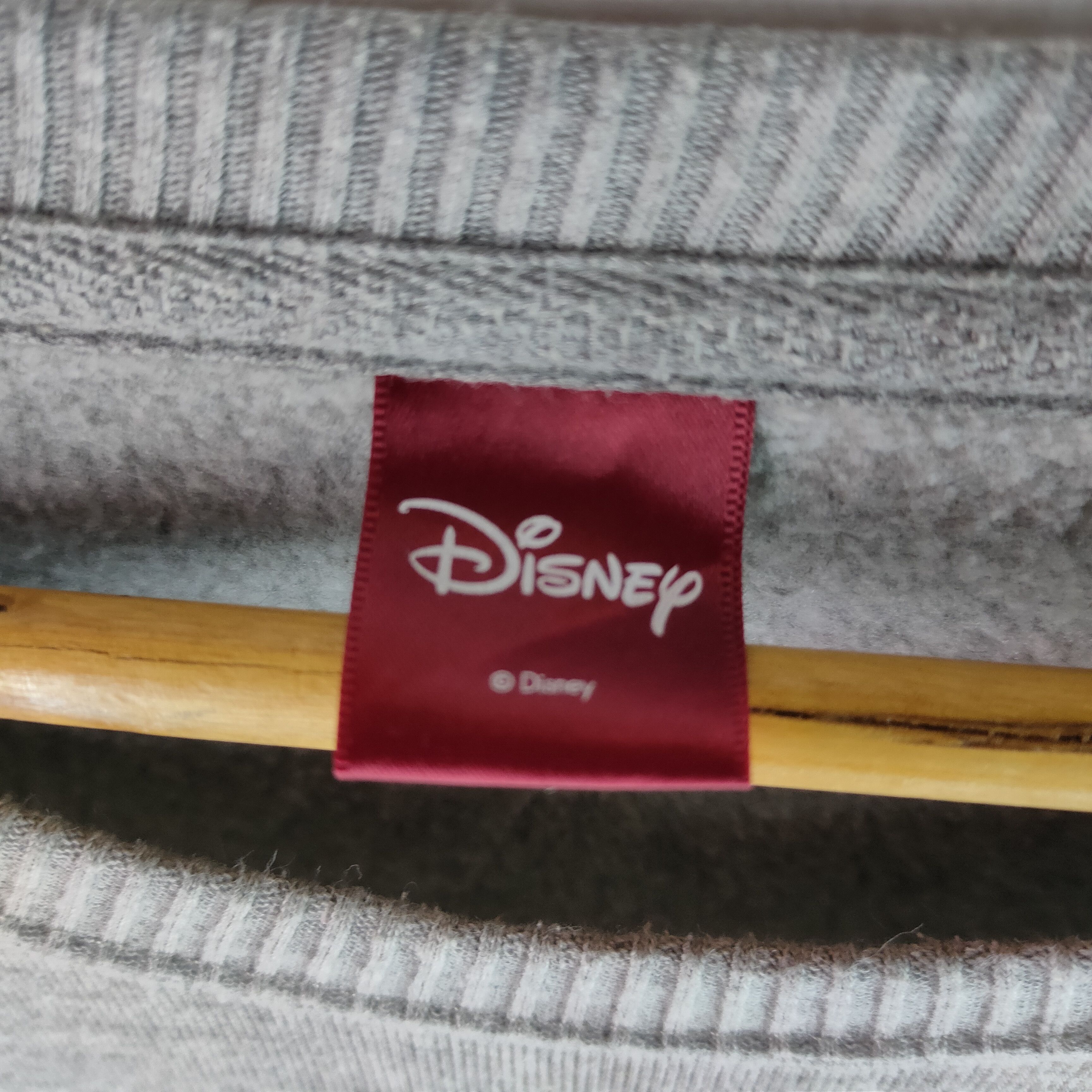 Disney DISNEY MICKEY MOUSE Embroidery Crewneck Sweatshirt Size US S / EU 44-46 / 1 - 3 Thumbnail