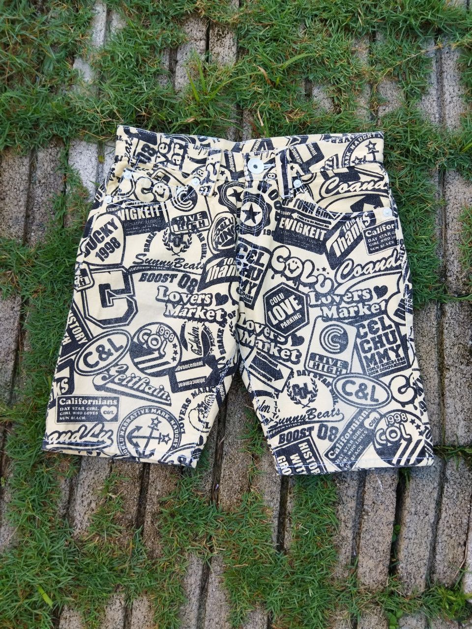 Japanese Brand Vintage Co&Lu Overprint Shortpants Size US 31 - 1 Thumbnail