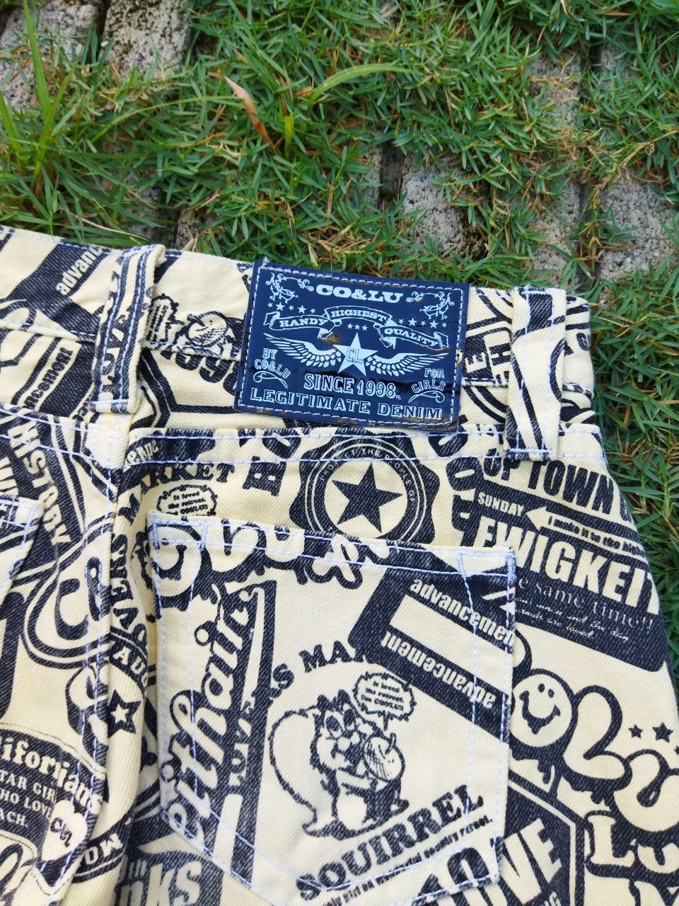 Japanese Brand Vintage Co&Lu Overprint Shortpants Size US 31 - 7 Thumbnail