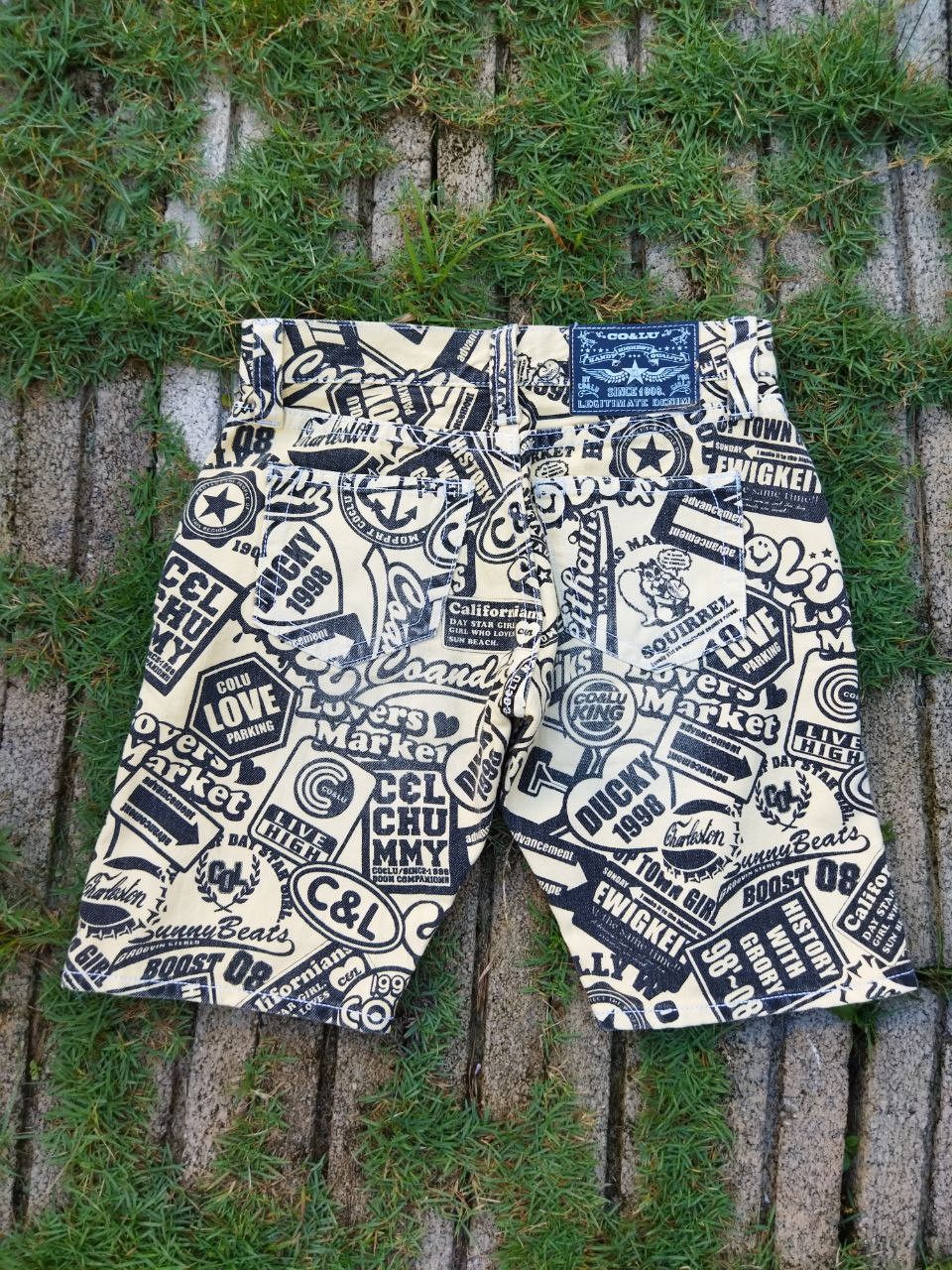 Japanese Brand Vintage Co&Lu Overprint Shortpants Size US 31 - 6 Thumbnail
