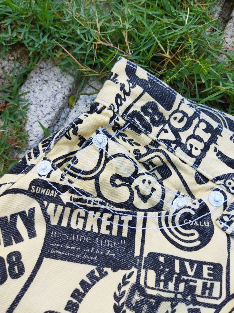 Japanese Brand Vintage Co&Lu Overprint Shortpants Size US 31 - 4 Thumbnail