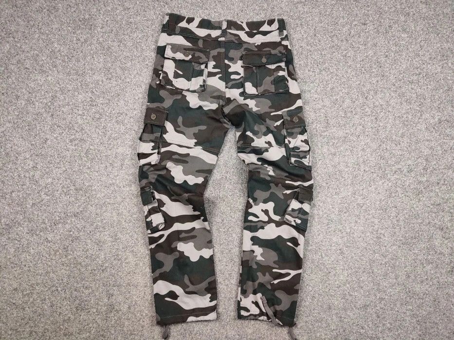 Japanese Brand 🔴 Vintage Japan Multi Pocket Cargo Camo Pants Travis Scott Size US 34 / EU 50 - 7 Thumbnail