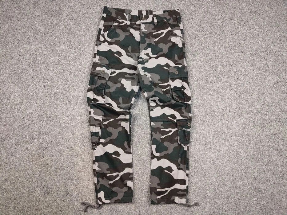 Japanese Brand 🔴 Vintage Japan Multi Pocket Cargo Camo Pants Travis Scott Size US 34 / EU 50 - 5 Thumbnail