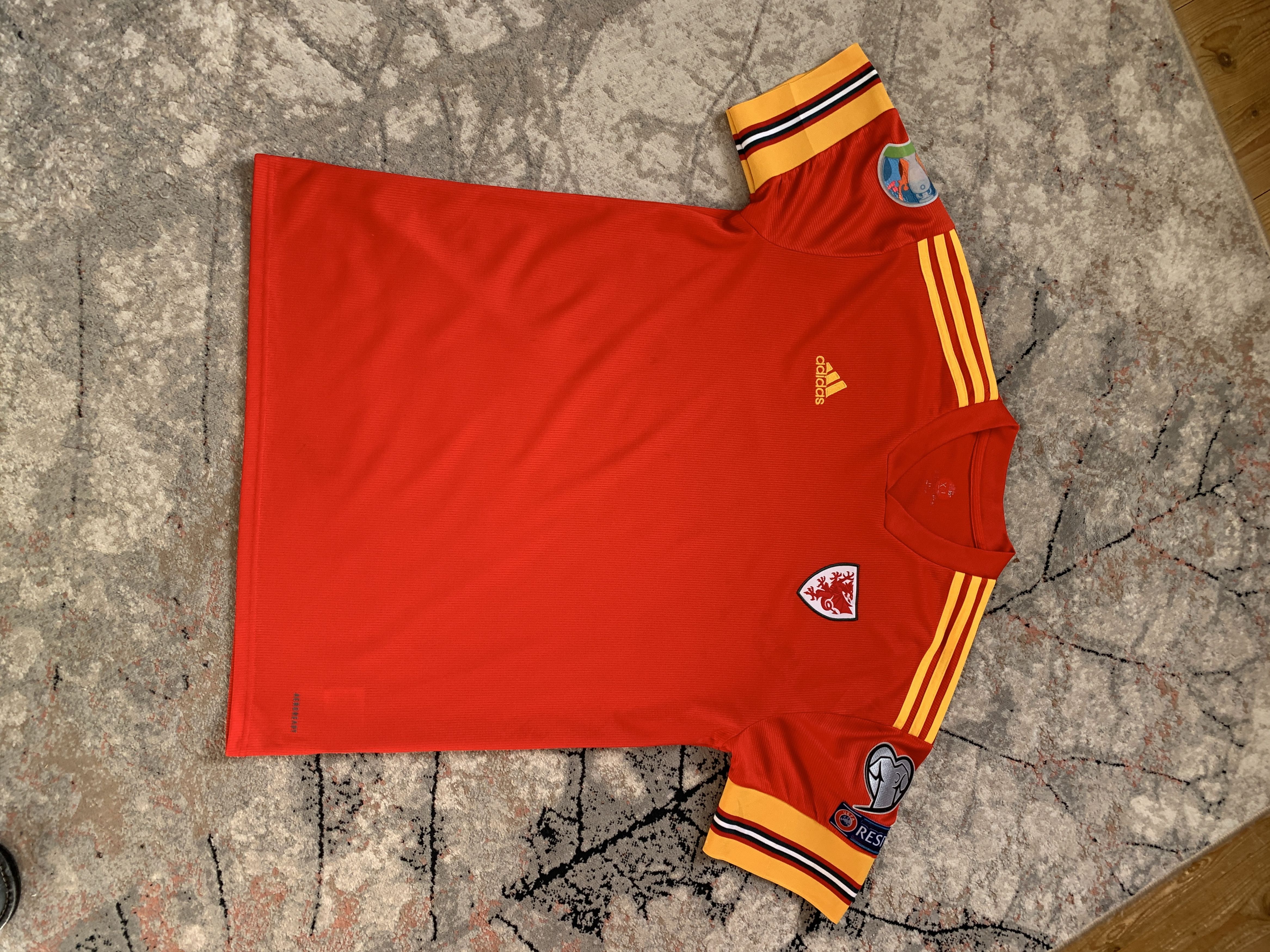 Adidas Adidas Wales Euro Home 2019/2020 Jersey Size US XL / EU 56 / 4 - 2 Thumbnail