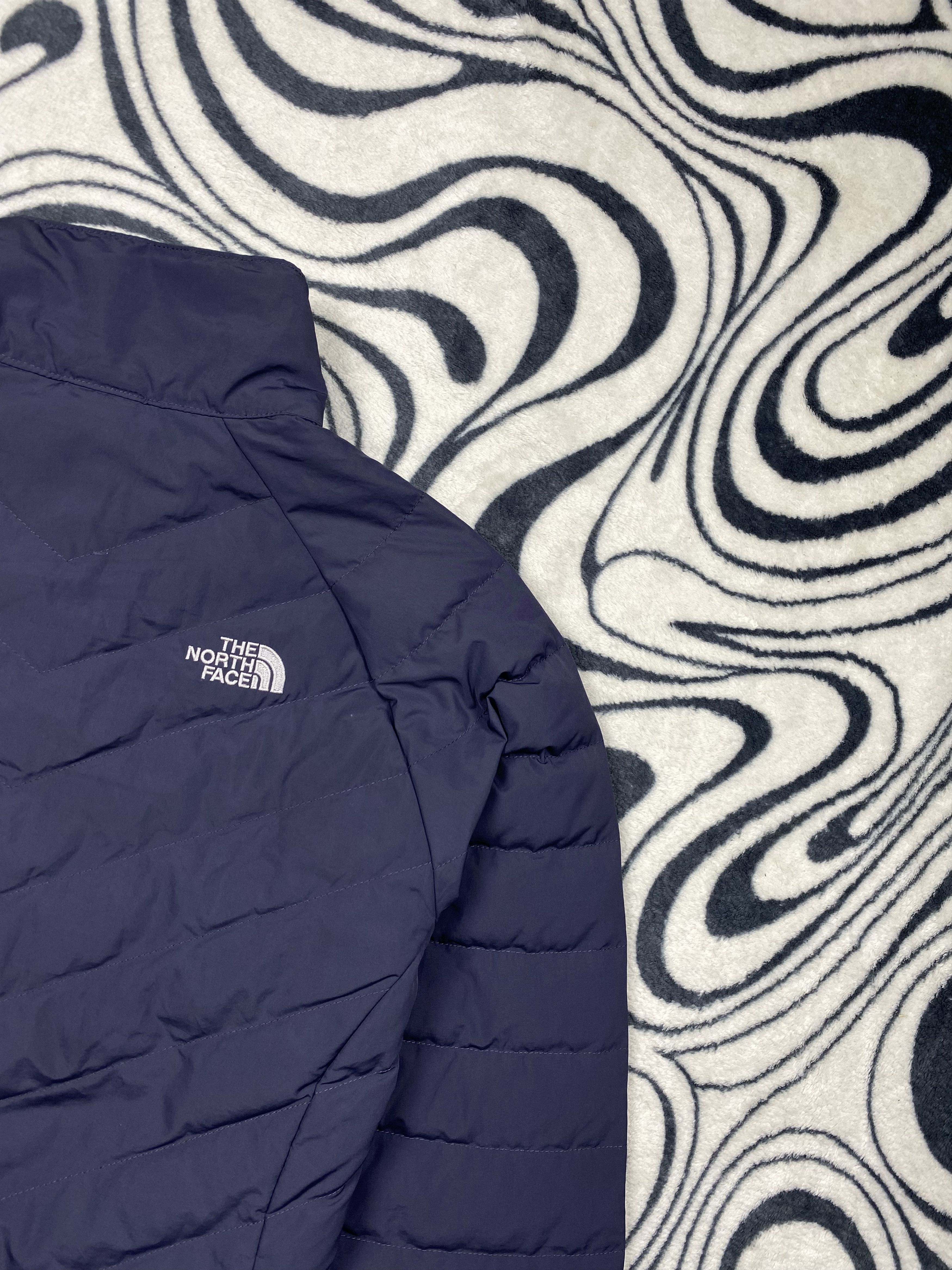 The North Face × Vintage The North Face WMNS Light Goose Down Puffer Jacket 550 Size M / US 6-8 / IT 42-44 - 10 Thumbnail