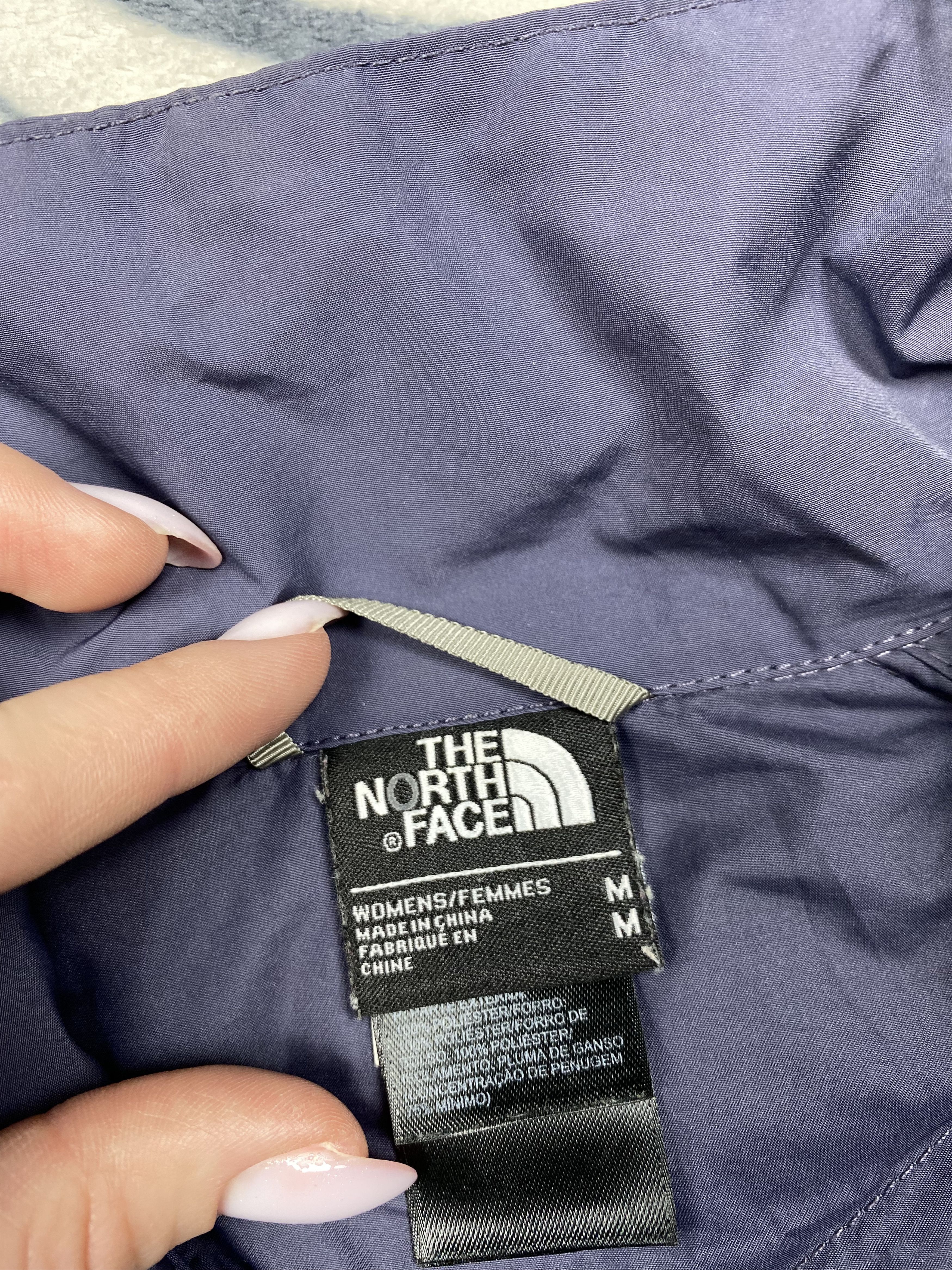 The North Face × Vintage The North Face WMNS Light Goose Down Puffer Jacket 550 Size M / US 6-8 / IT 42-44 - 7 Thumbnail
