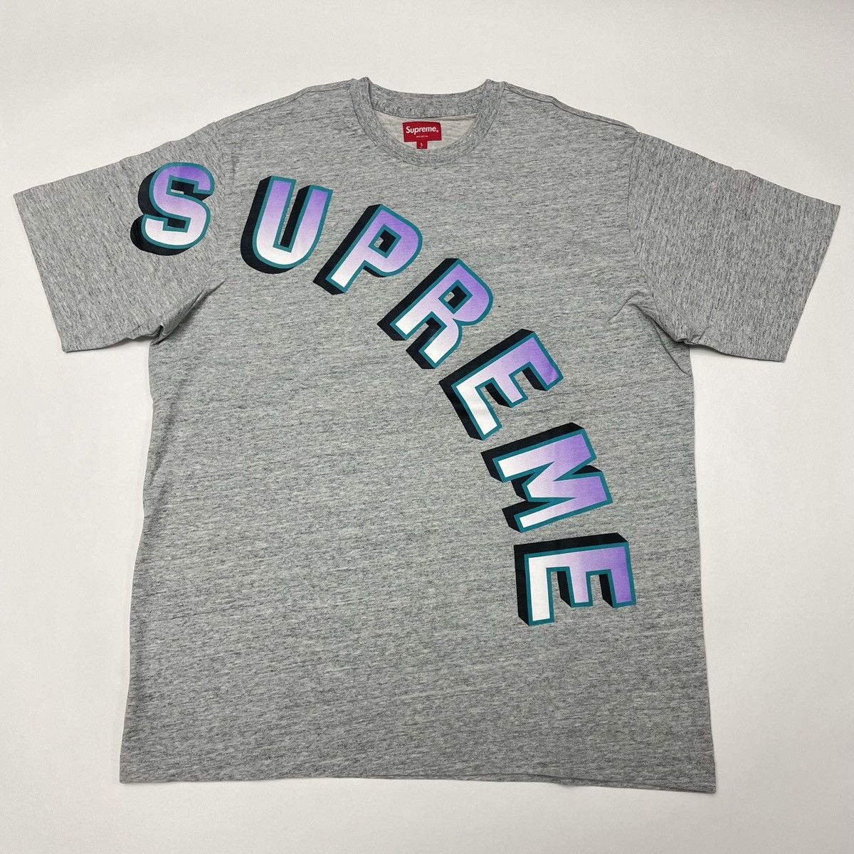 Supreme Gradient Arc Top | Grailed