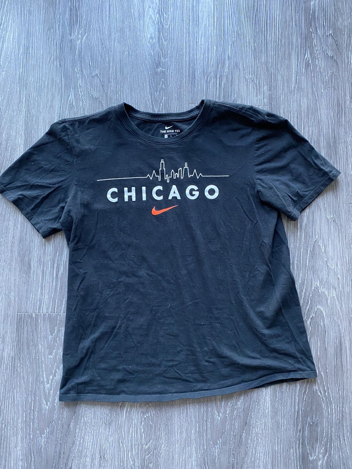 Nike Vintage Nike Chicago T Shirt Black Orange Swoosh Size US M / EU 48-50 / 2 - 2 Thumbnail